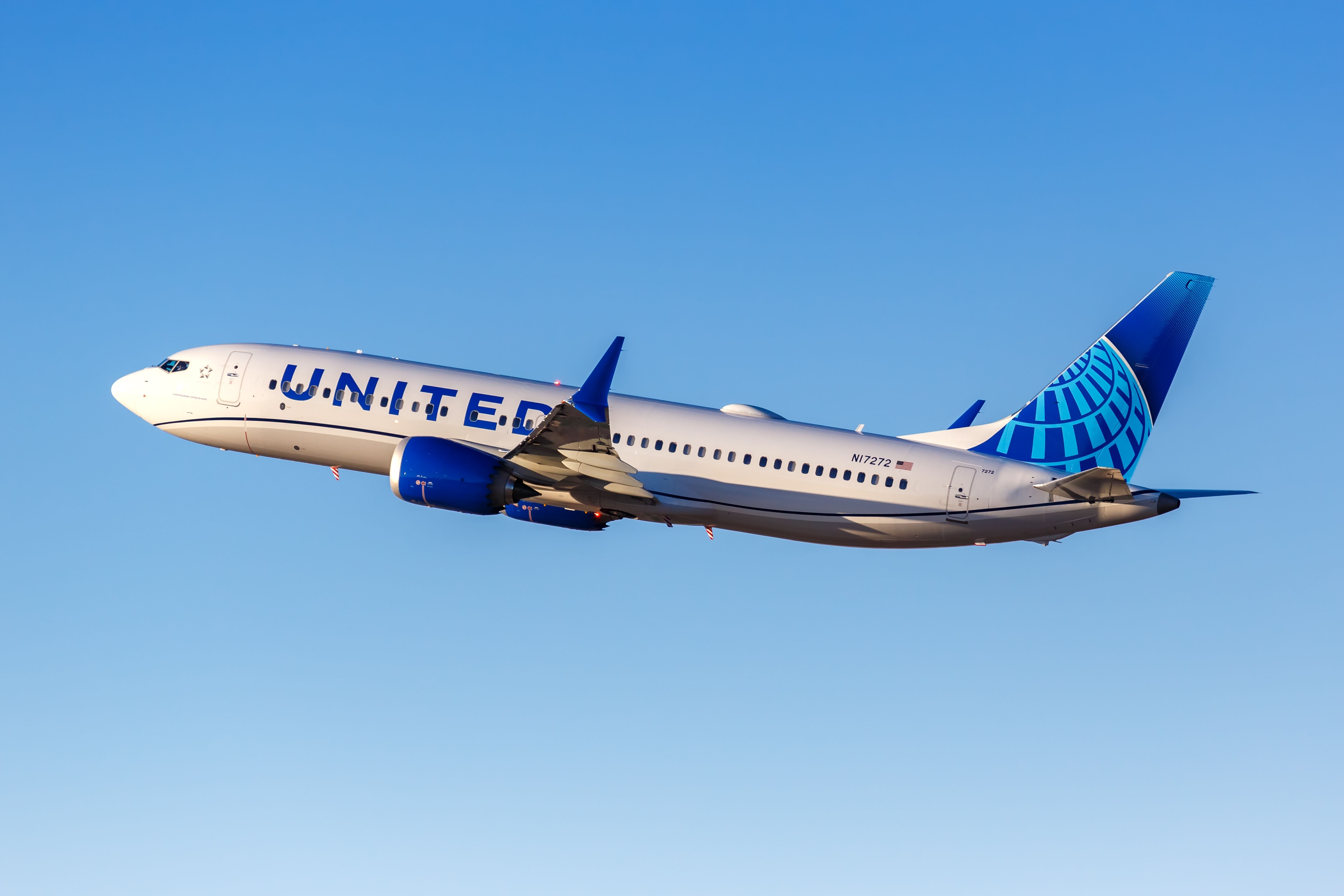 A United Airlines Boeing 737 MAX 8