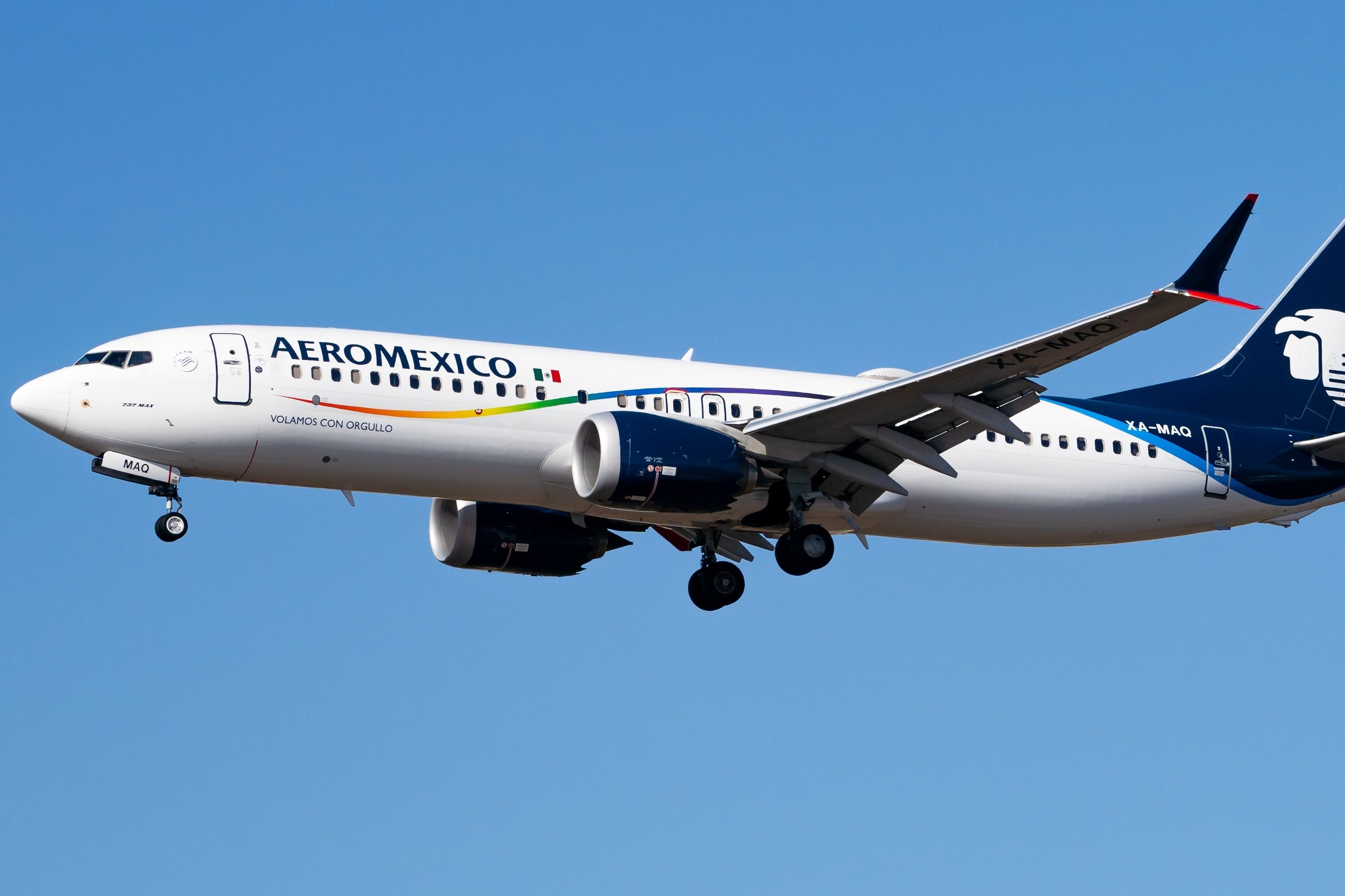 Aeromexico Boeing 737 MAX 8 Pride Livery (XA-MAQ).