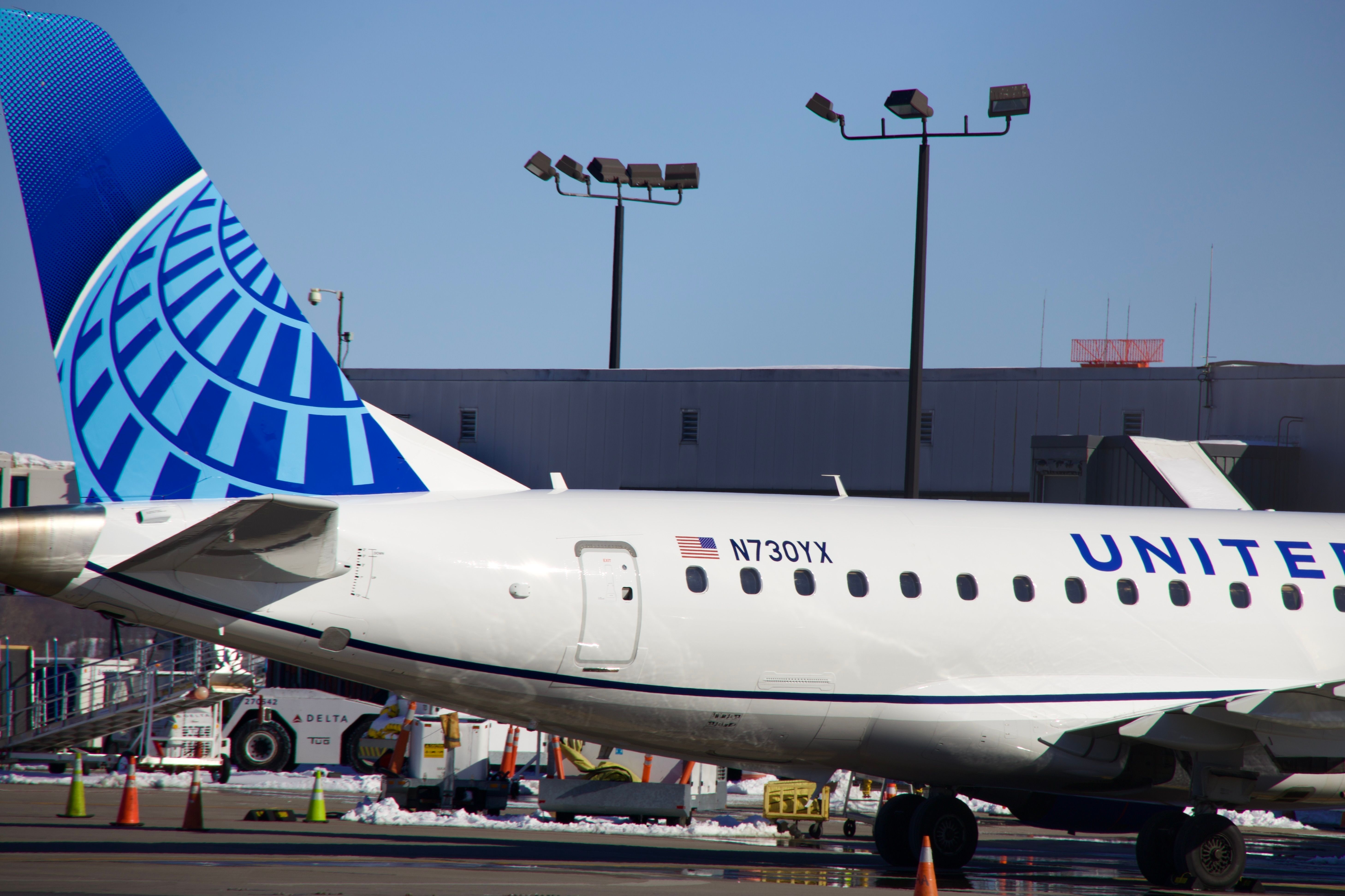 United Syracuse Airport