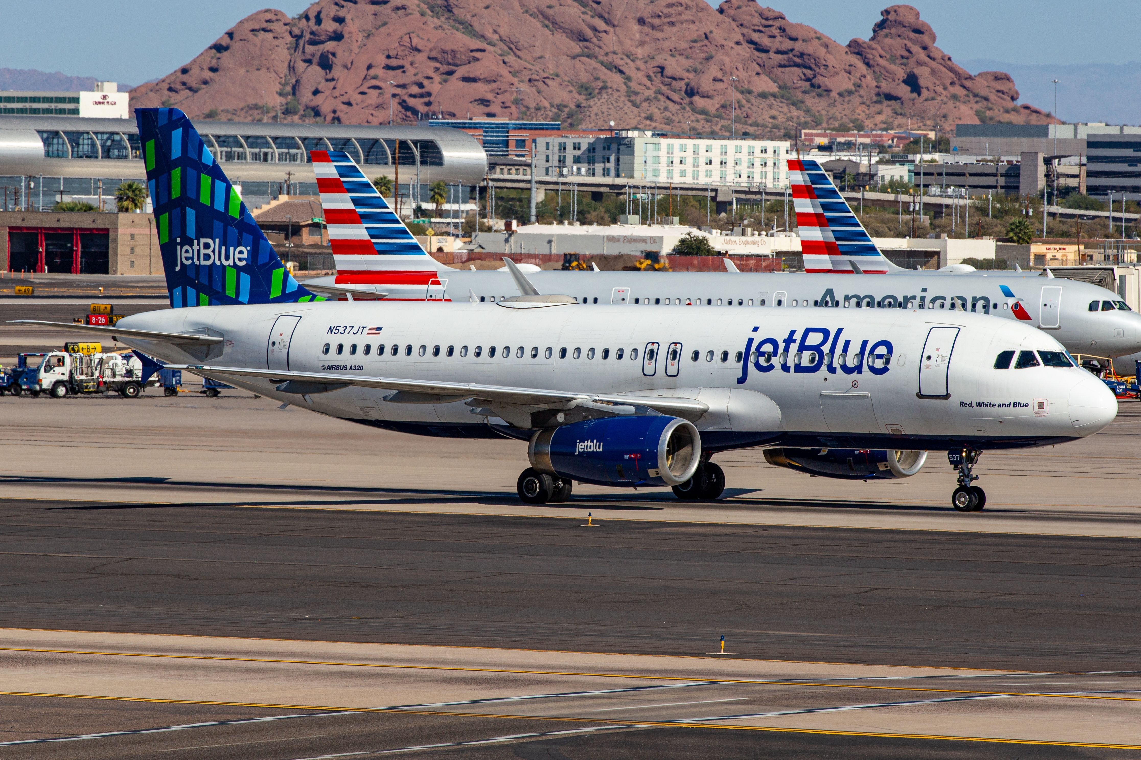 JetBlue Airways Airbus A320 (N537JT) at Phoenix Sky Harbor International Airport.