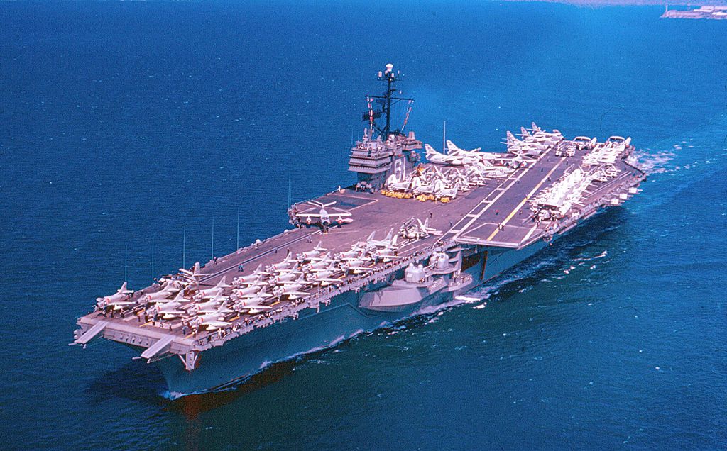 USS_RANGER_(CVA-61)_August_1961_