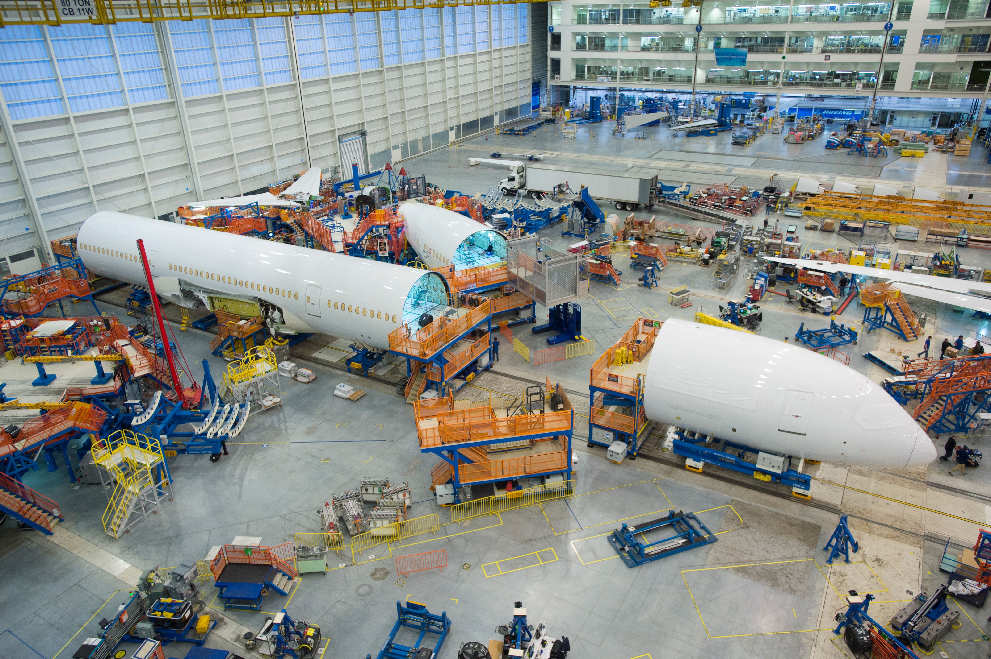 Leonardo Will Approach Unions Over Continued Boeing 787 Dreamliner Production Delays