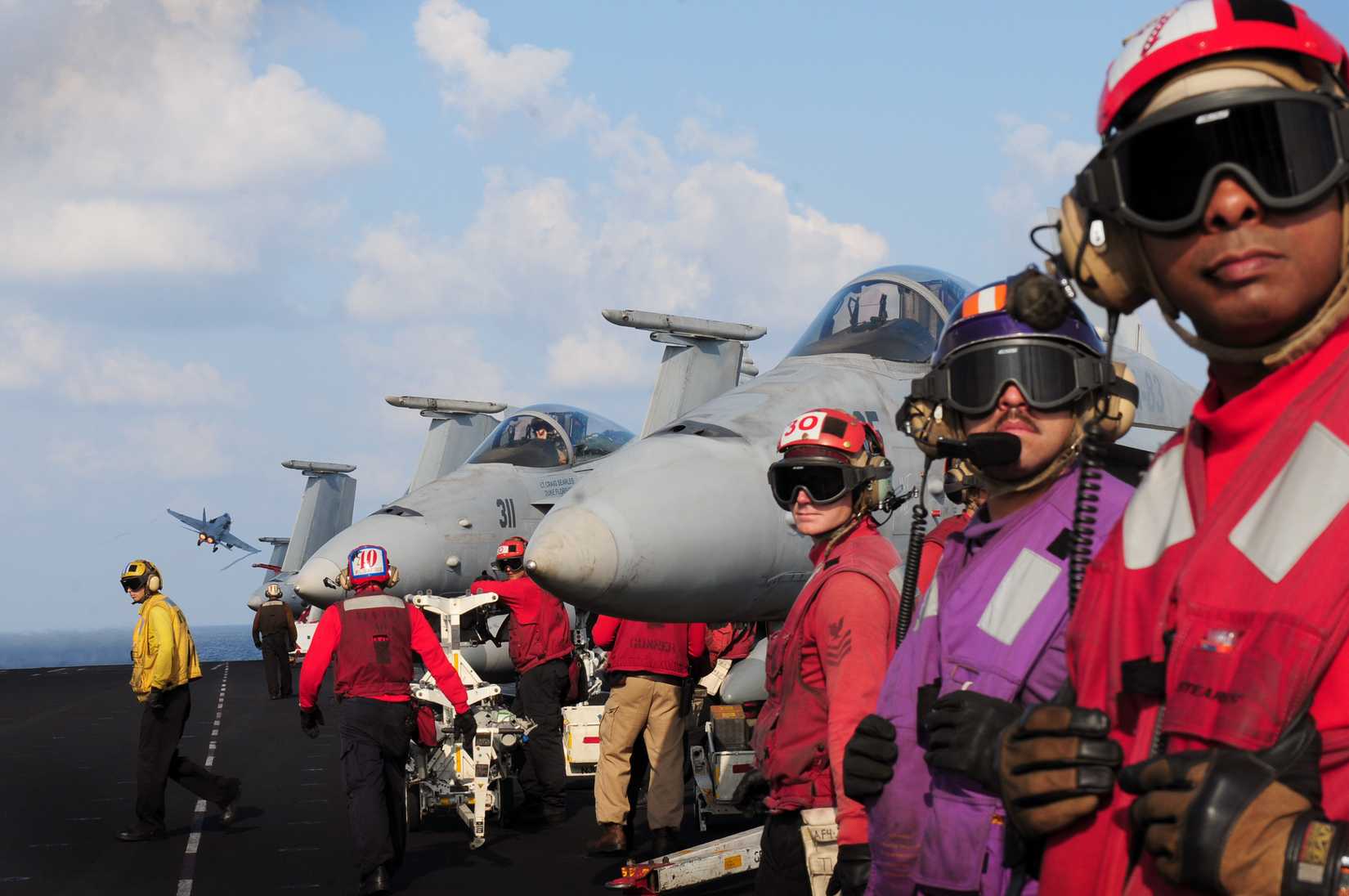DVIDS F-18 1