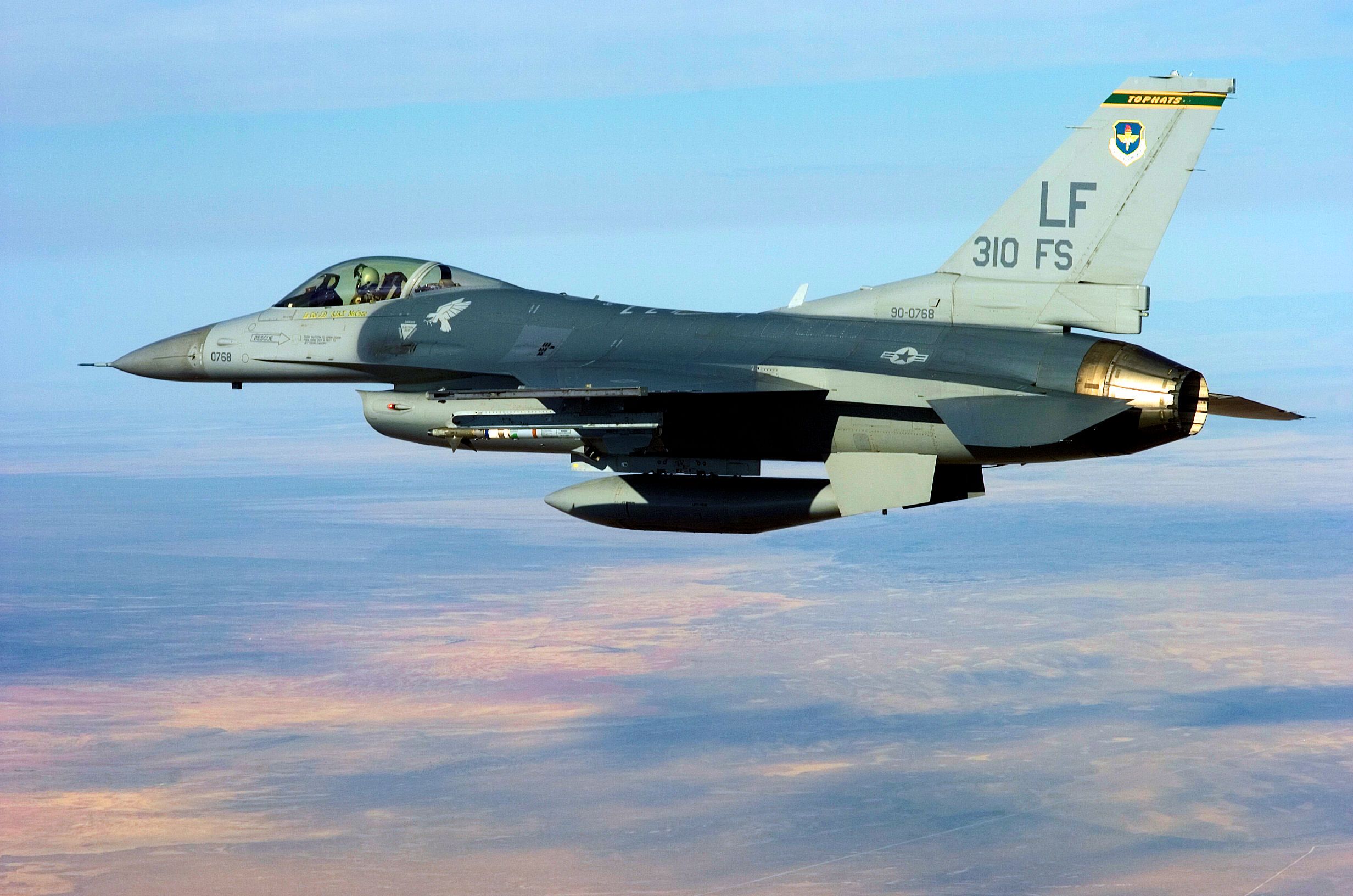 New F-16 Block 40/42 HUD Displays: Elbit America Earns USAF Contract Up To $89 Million