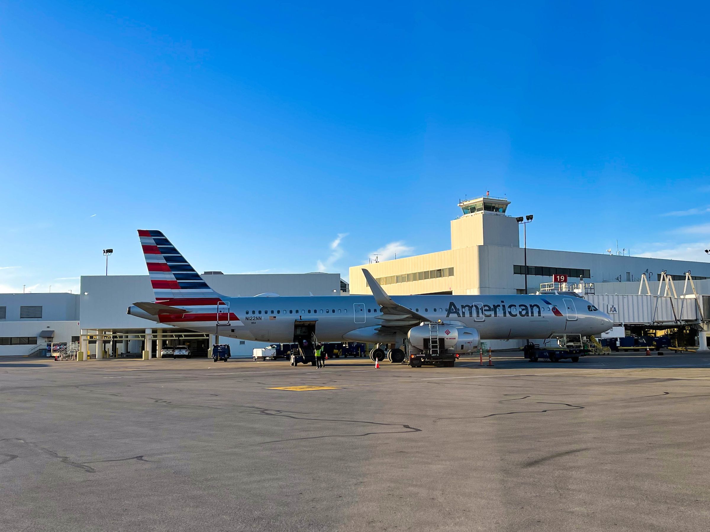 An American Airlines plane at John Glenn Columbus International Airport (CMH)