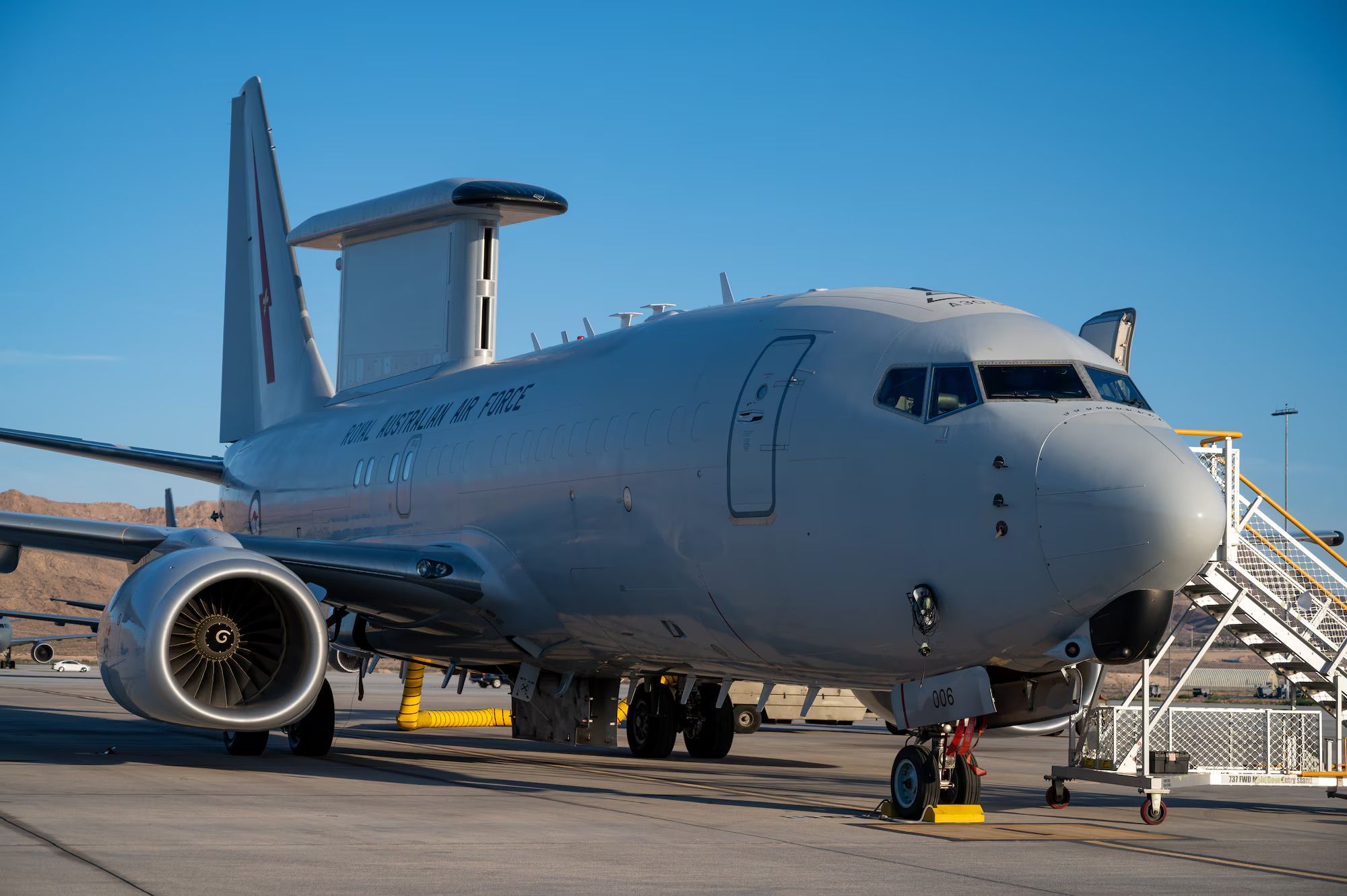 Inside The E-7 Wedgetail: A Closer Look At Its Airborne Early Warning ...