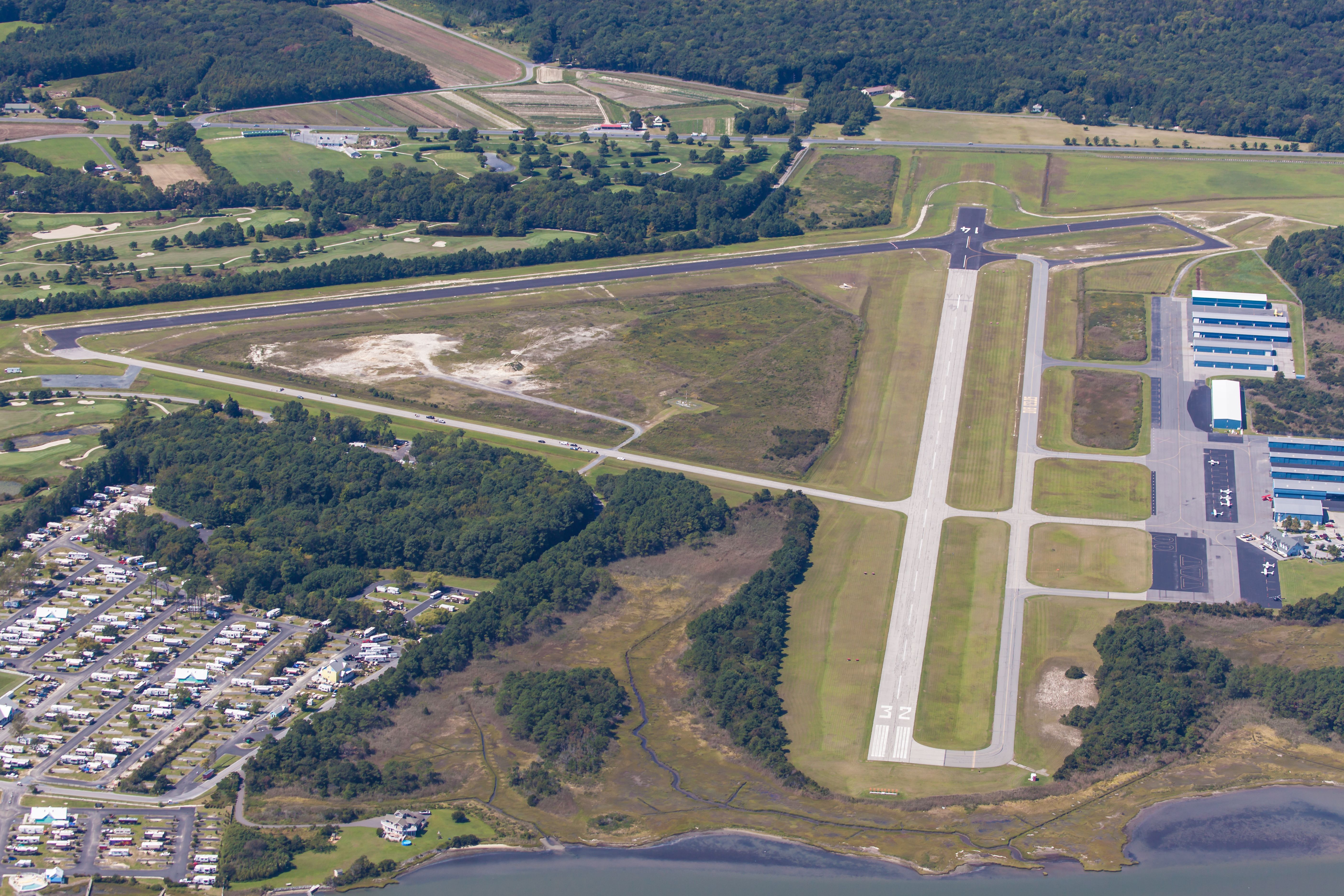 Embry-Riddle Aeronautical University Students Trial Drones At Airports To Reduce Bird Strike Risk