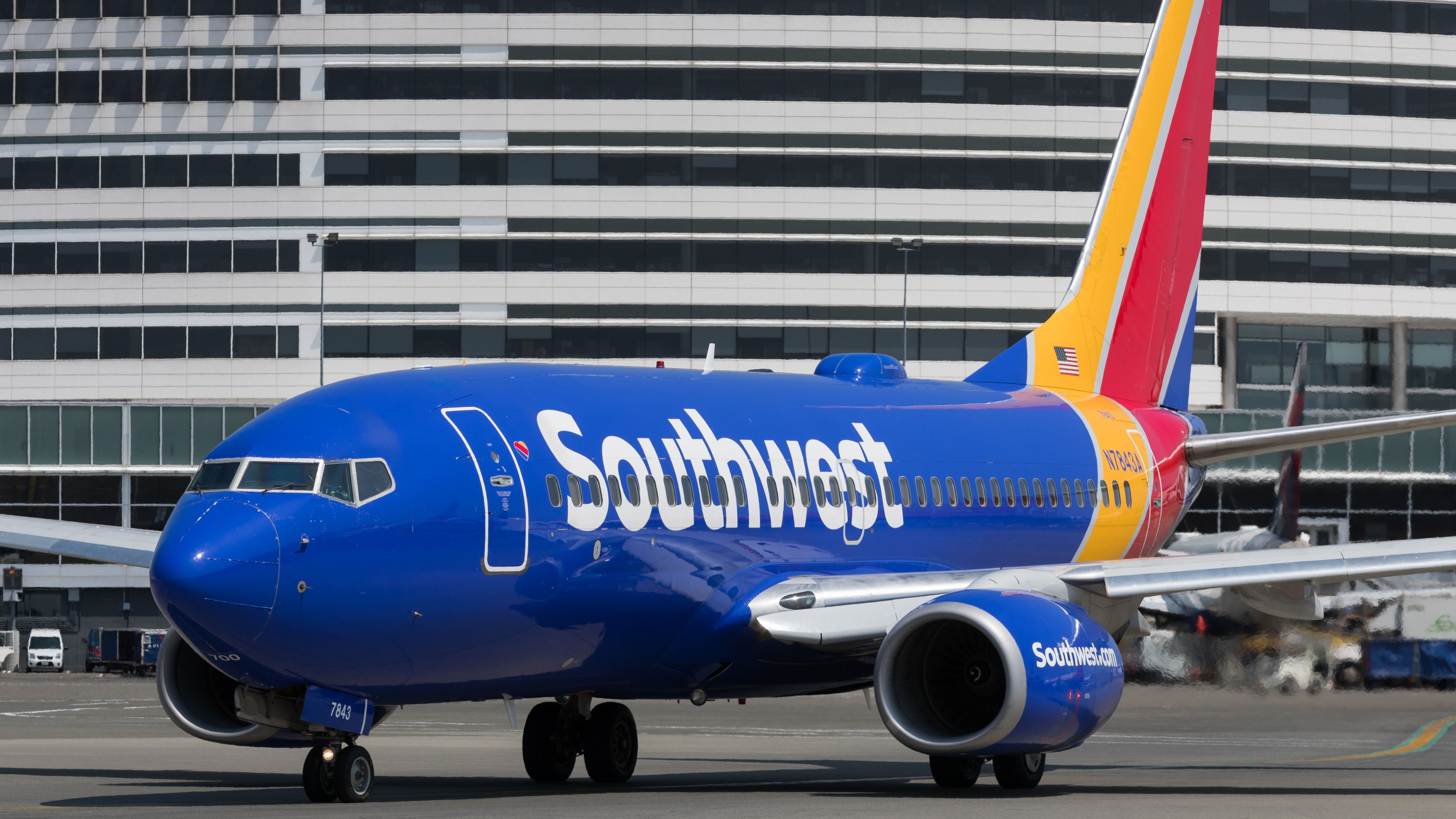 Southwest Airlines Gate Agents Transform Boarding Area Into Fashion Runway In Nashville