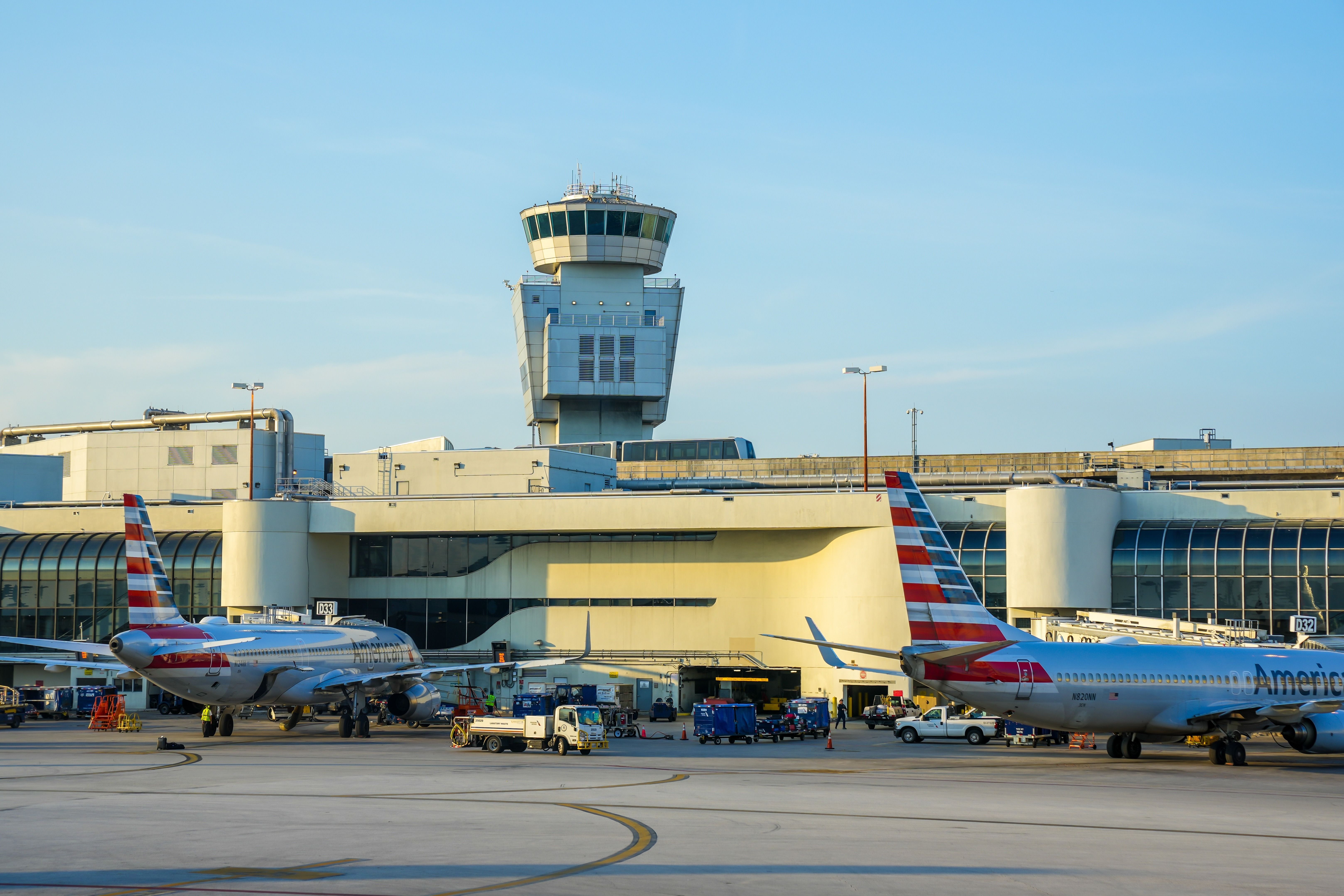 American Airlines aircraft at Miami International Airport.