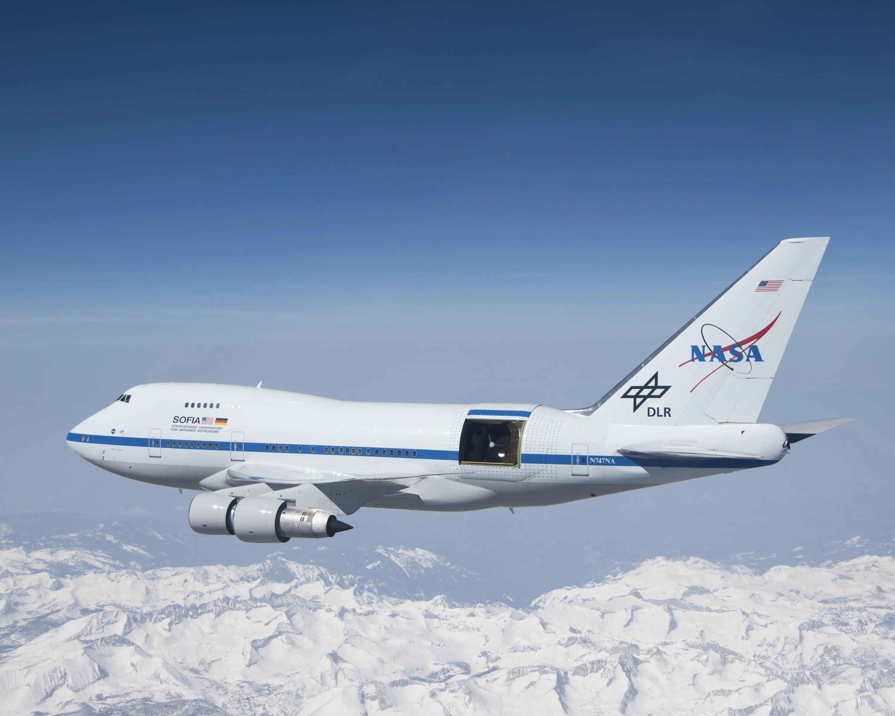 索菲亞是一架改裝的波音 747SP，為 NASA 飛行