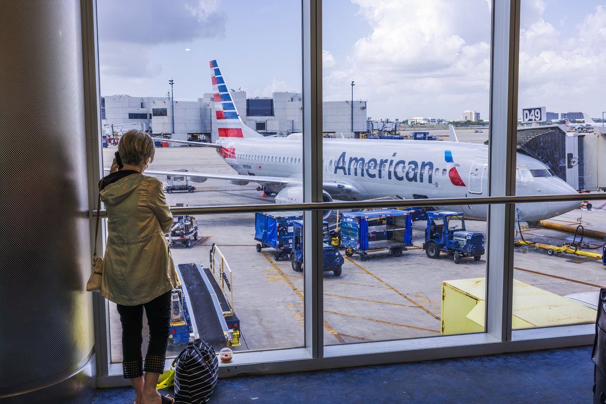 american-airlines-stock-image