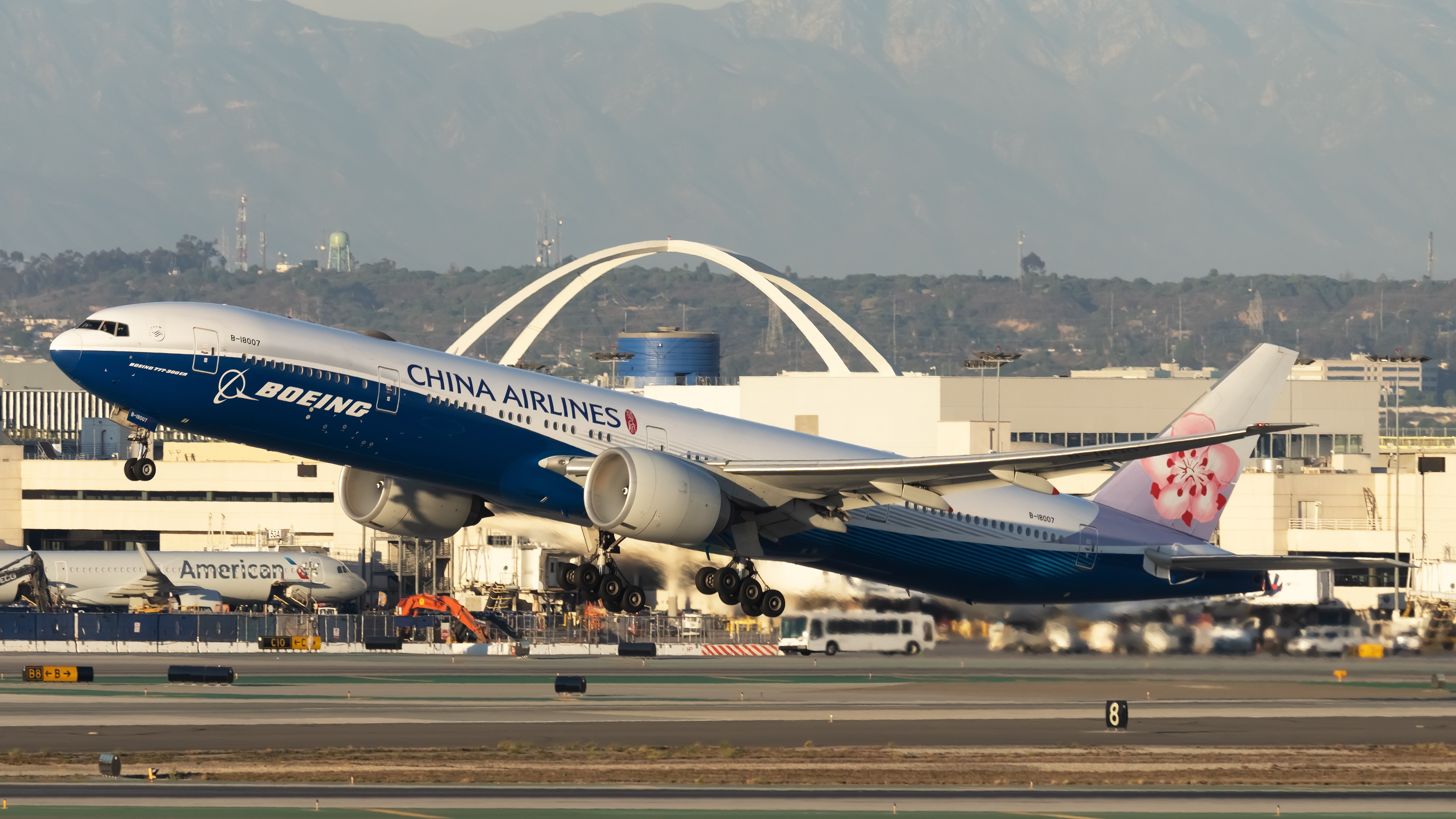 China Airlines Boeing 777-300ER Departing Los Angeles