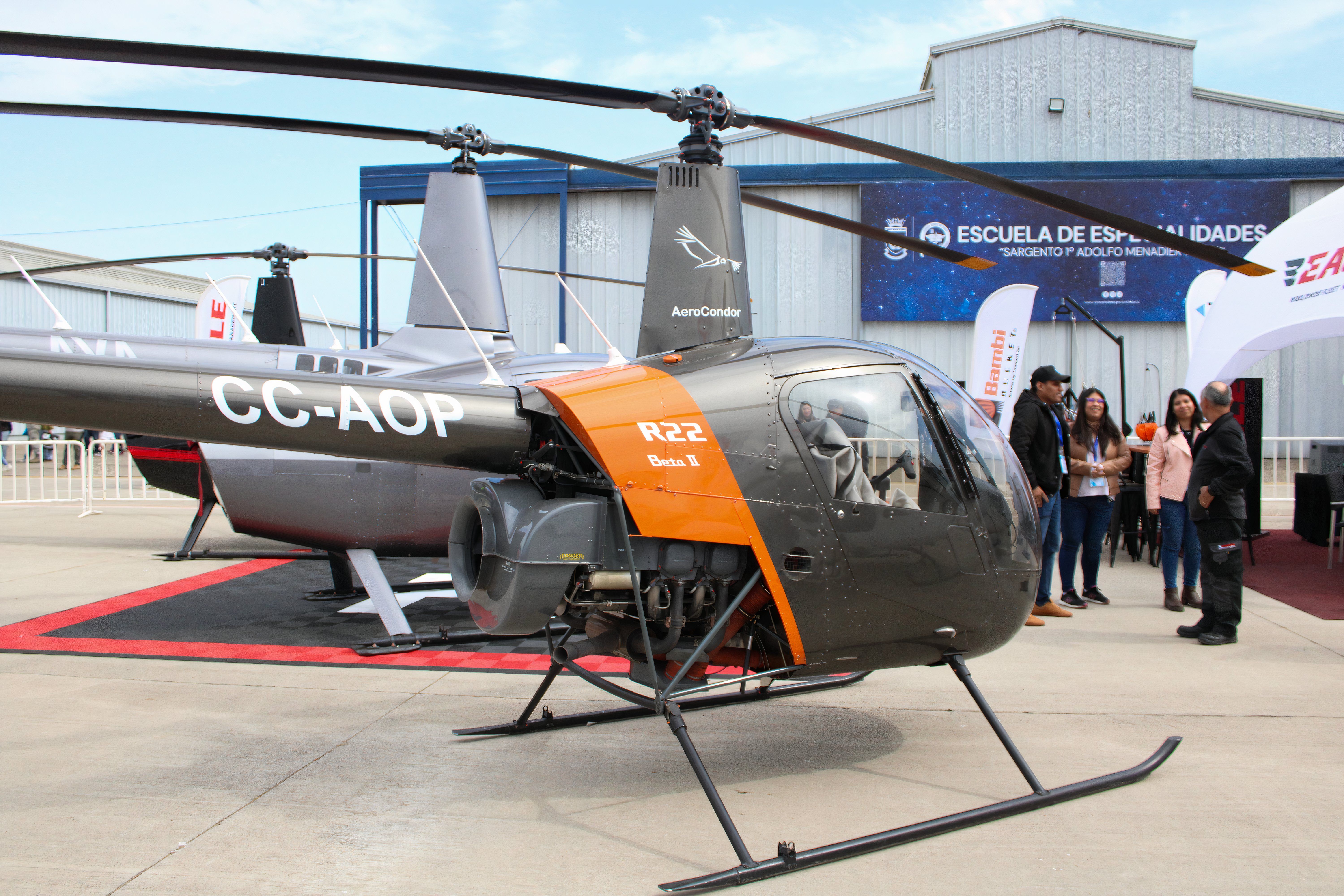 羅賓遜 R22 Beta II