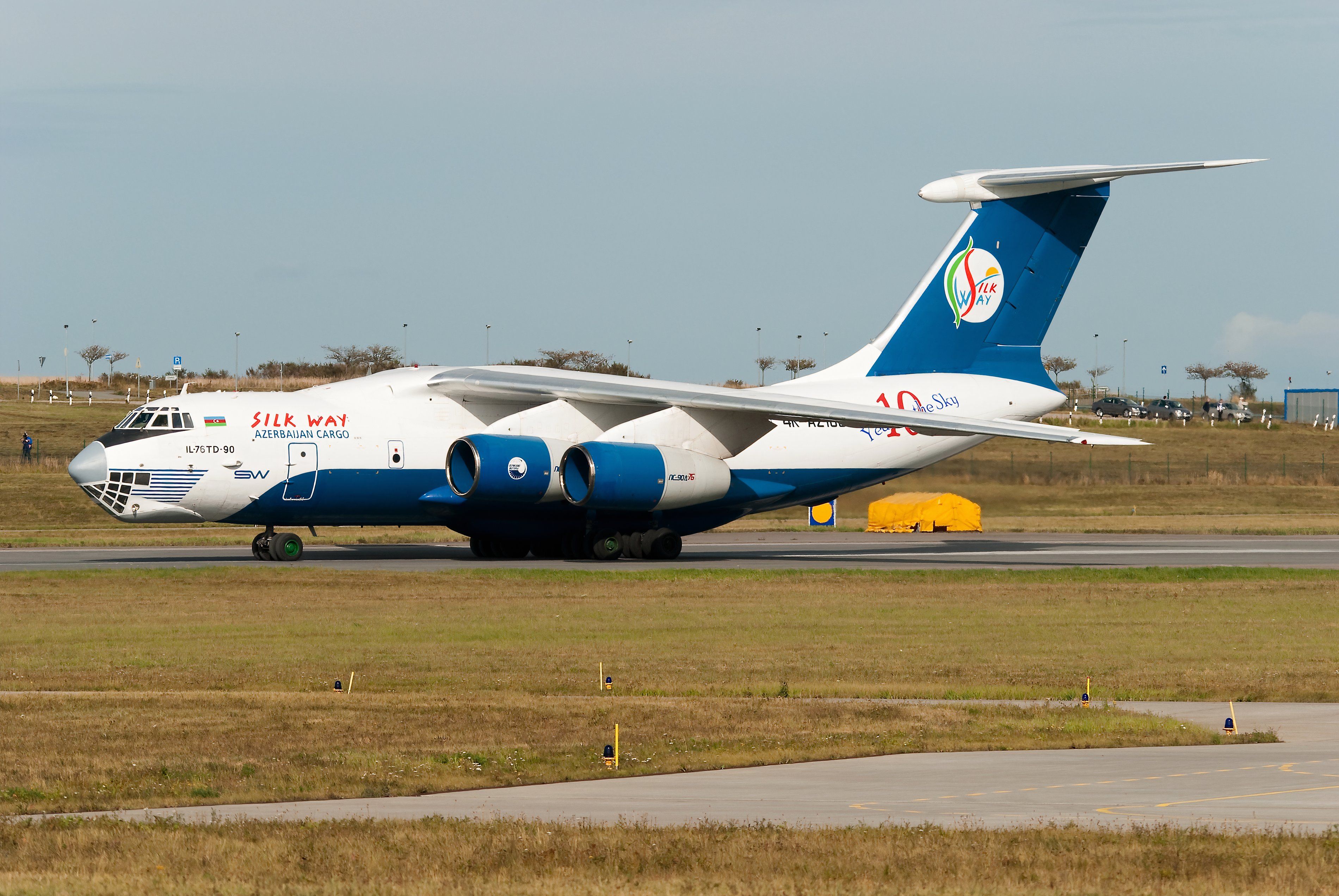 絲路航空 伊留申 Il-76