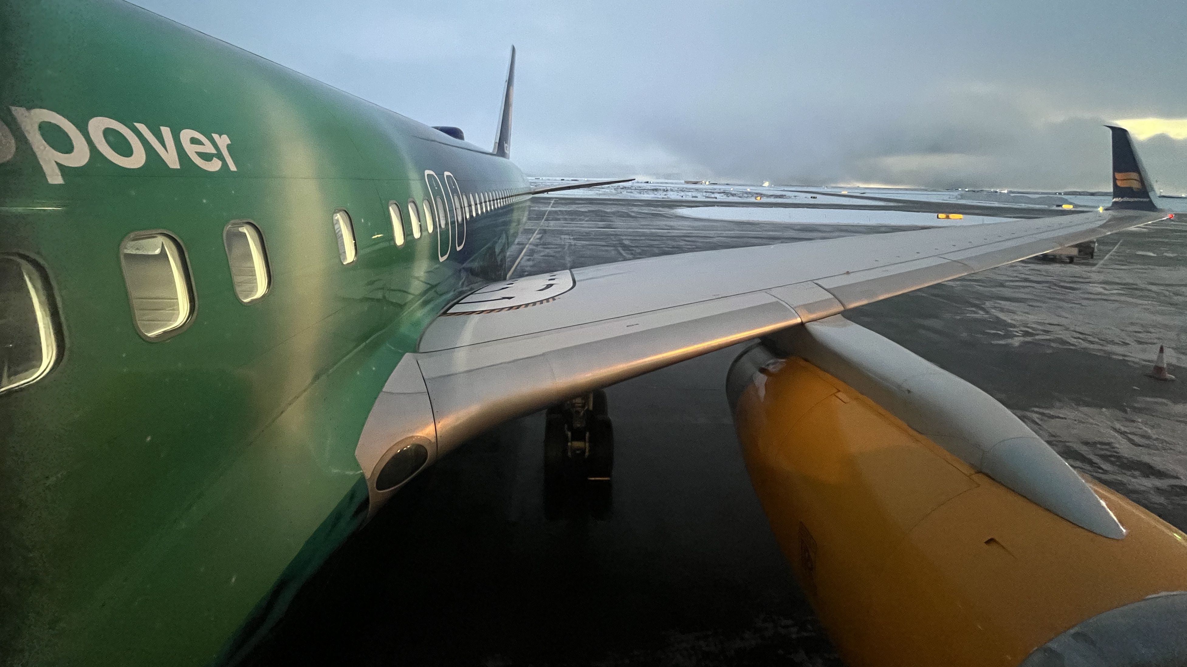 Flight Review: Icelandair Boeing 757 In Economy From Reykjavik To ...