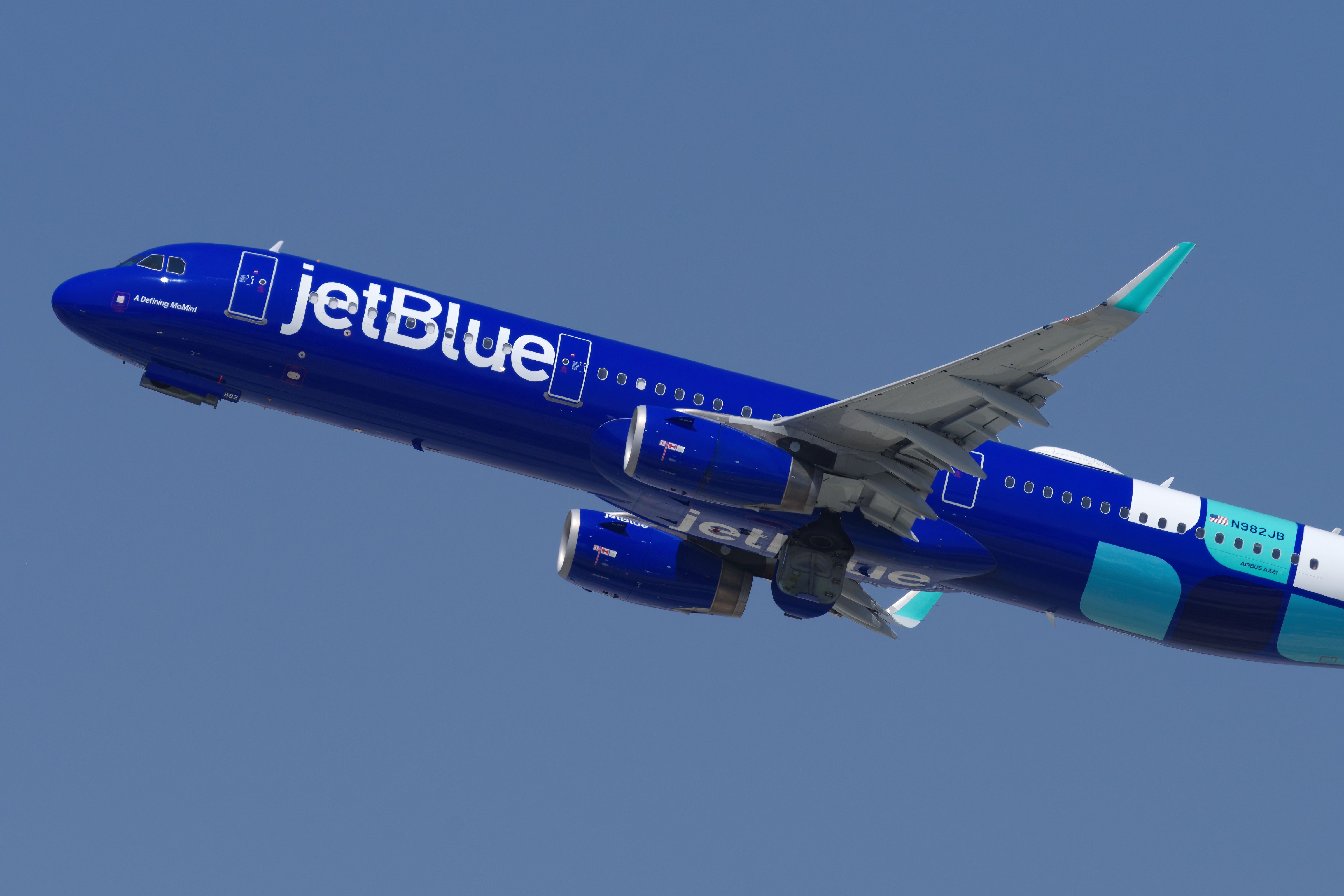 JetBlue Airbus A321 departing Los Angeles International Airport LAX shutterstock_2357158397