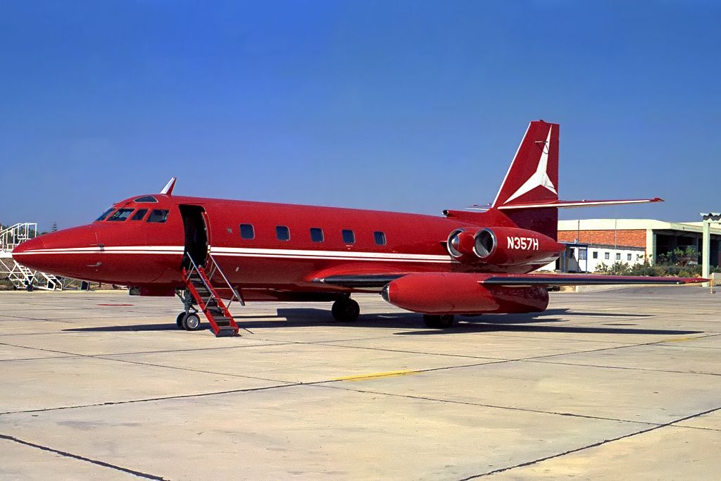 Lockheed_L-1329_JetStar_II,_Private_JP6378479