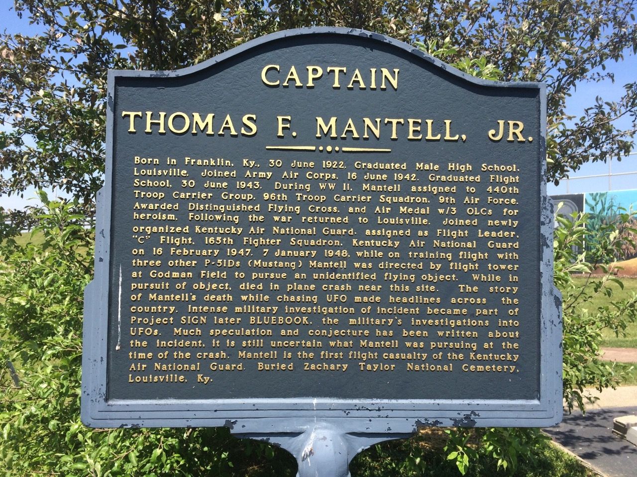 Photo of Capt. Thomas Mantell marker