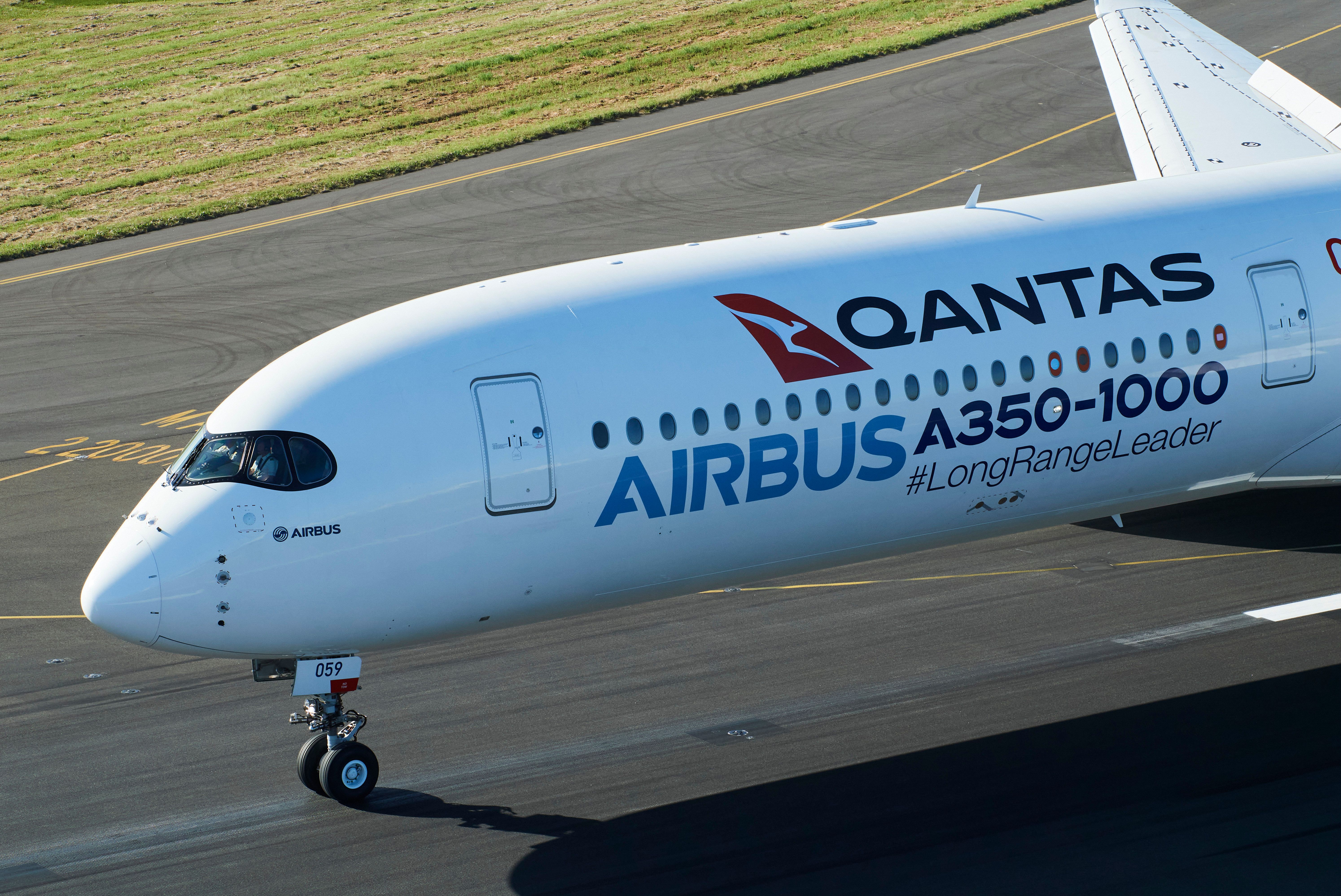 Qantas Airbus A350-1000