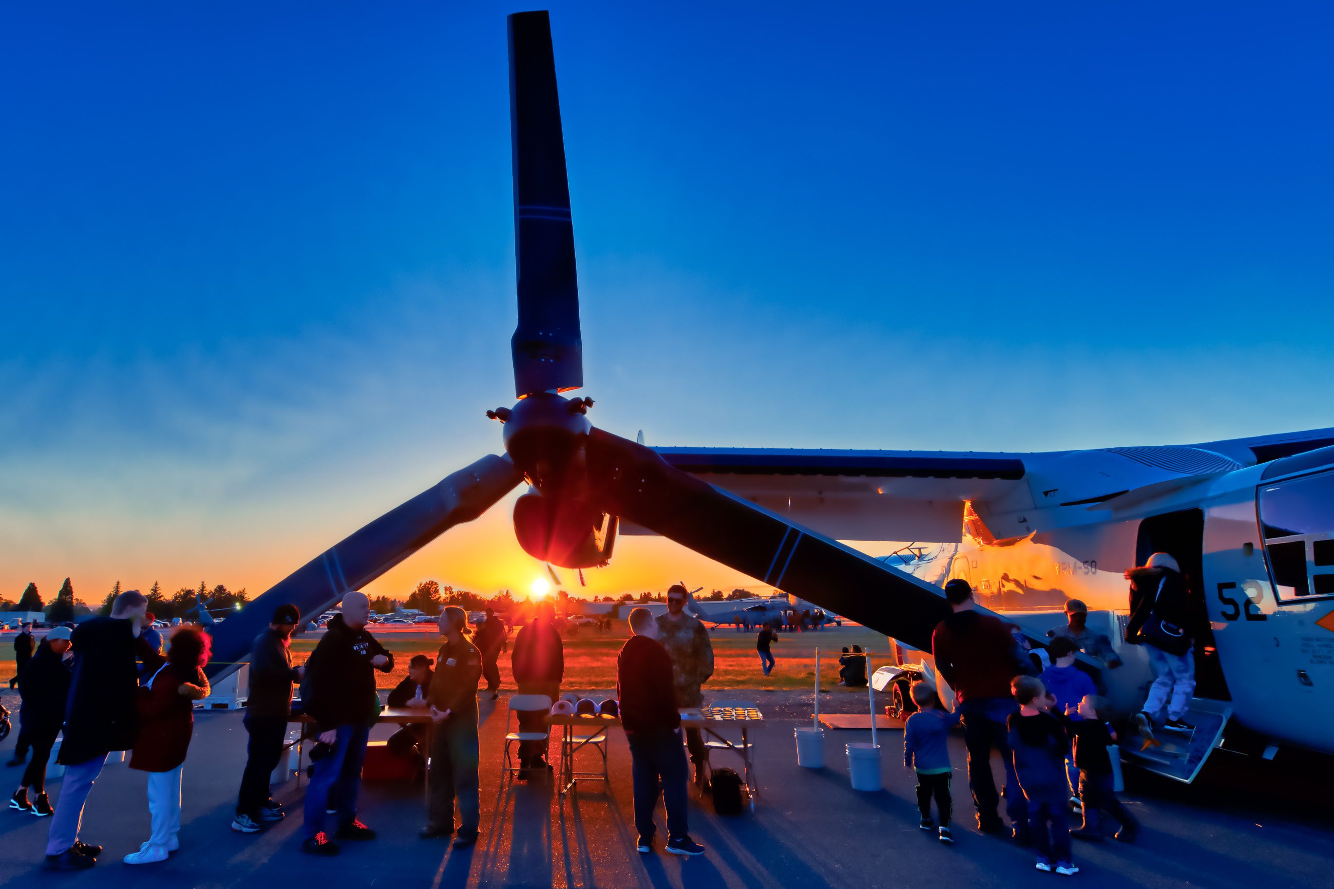 SF_太陽落在 Oregon_JAK 的 CMV-22 後面