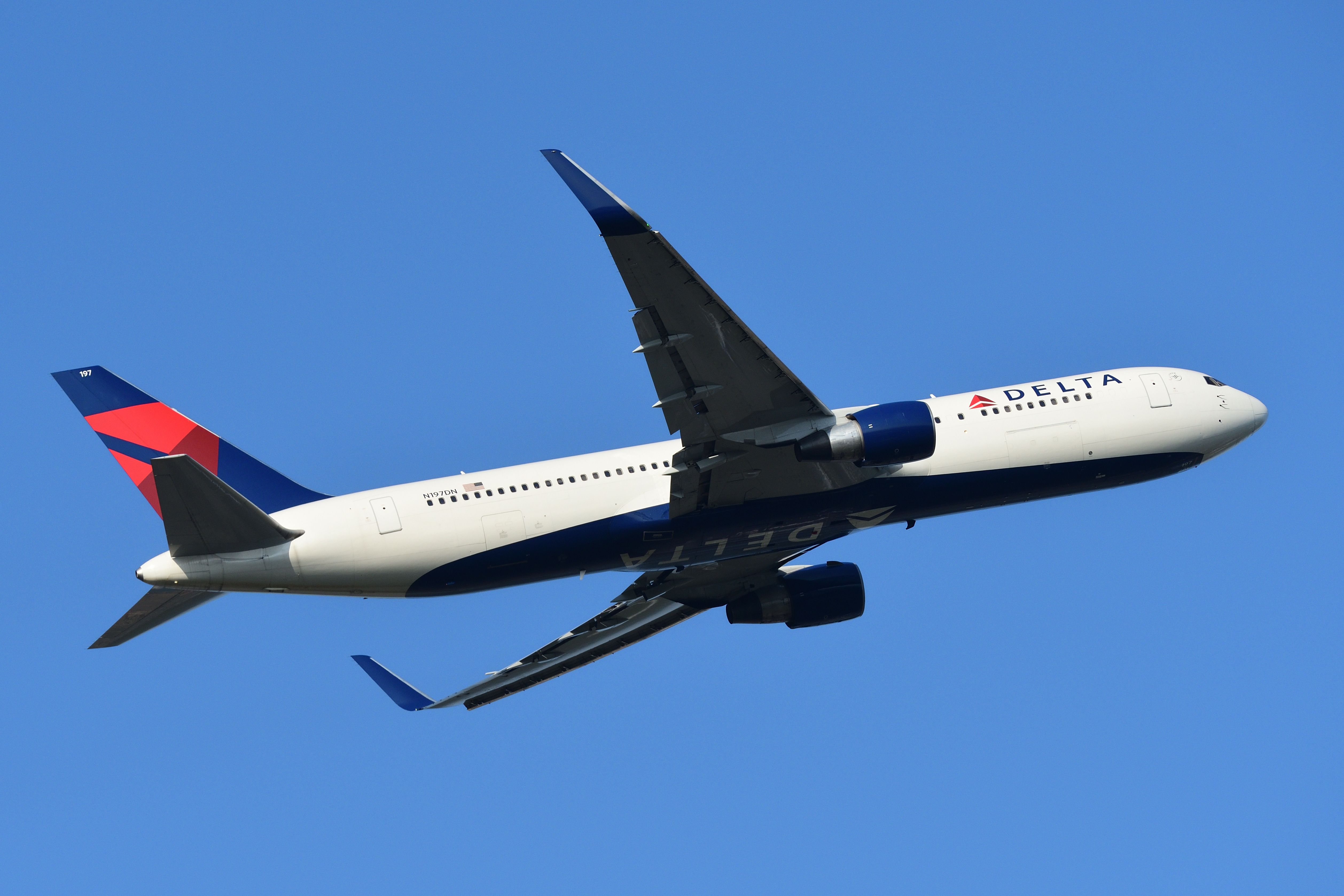 Delta Air Lines Boeing B767-300ER (N197DN) passenger plane.