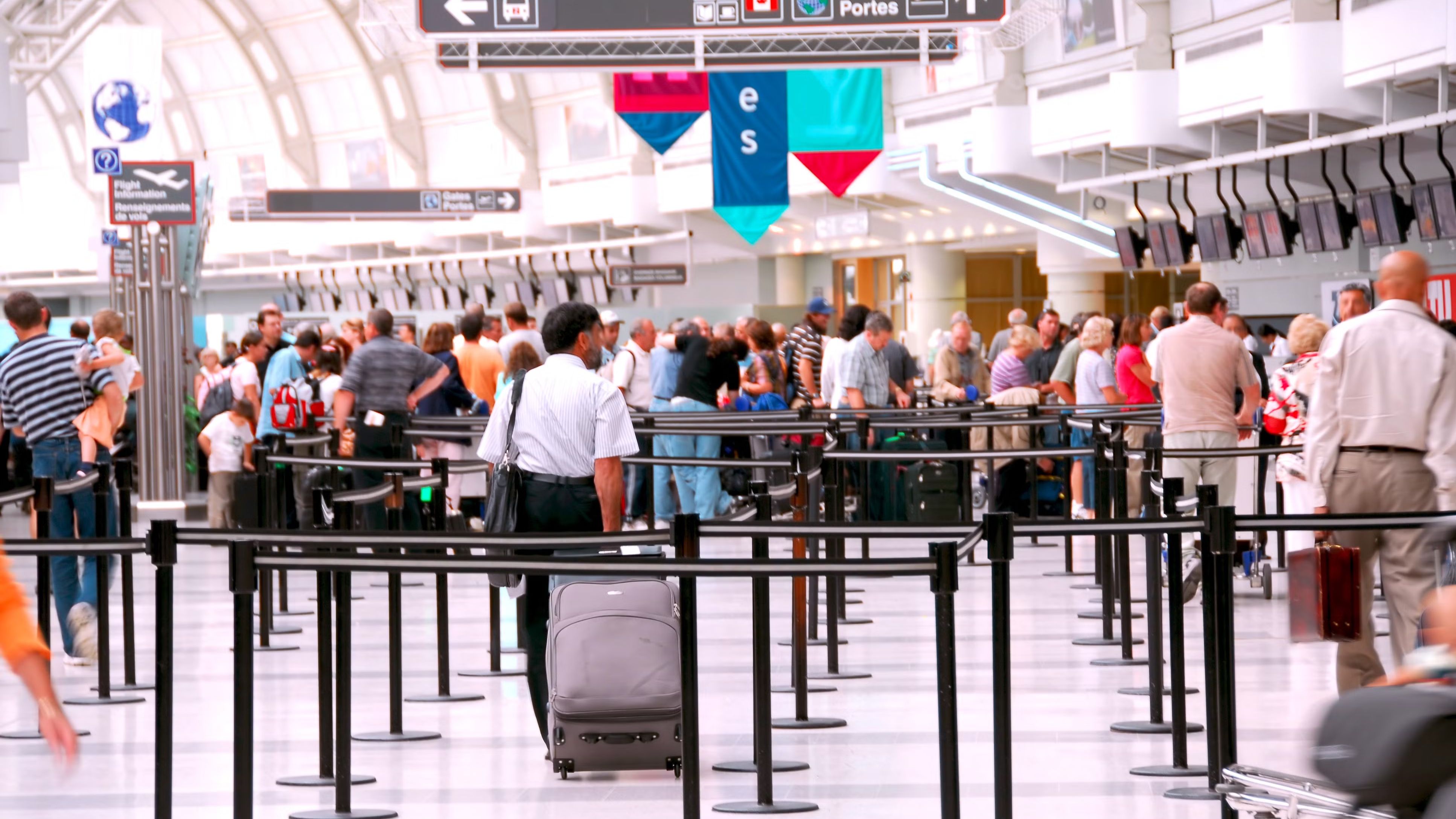 TSA Issues Warning Of Potential Holiday Travel Delays Due To US Government Shutdown