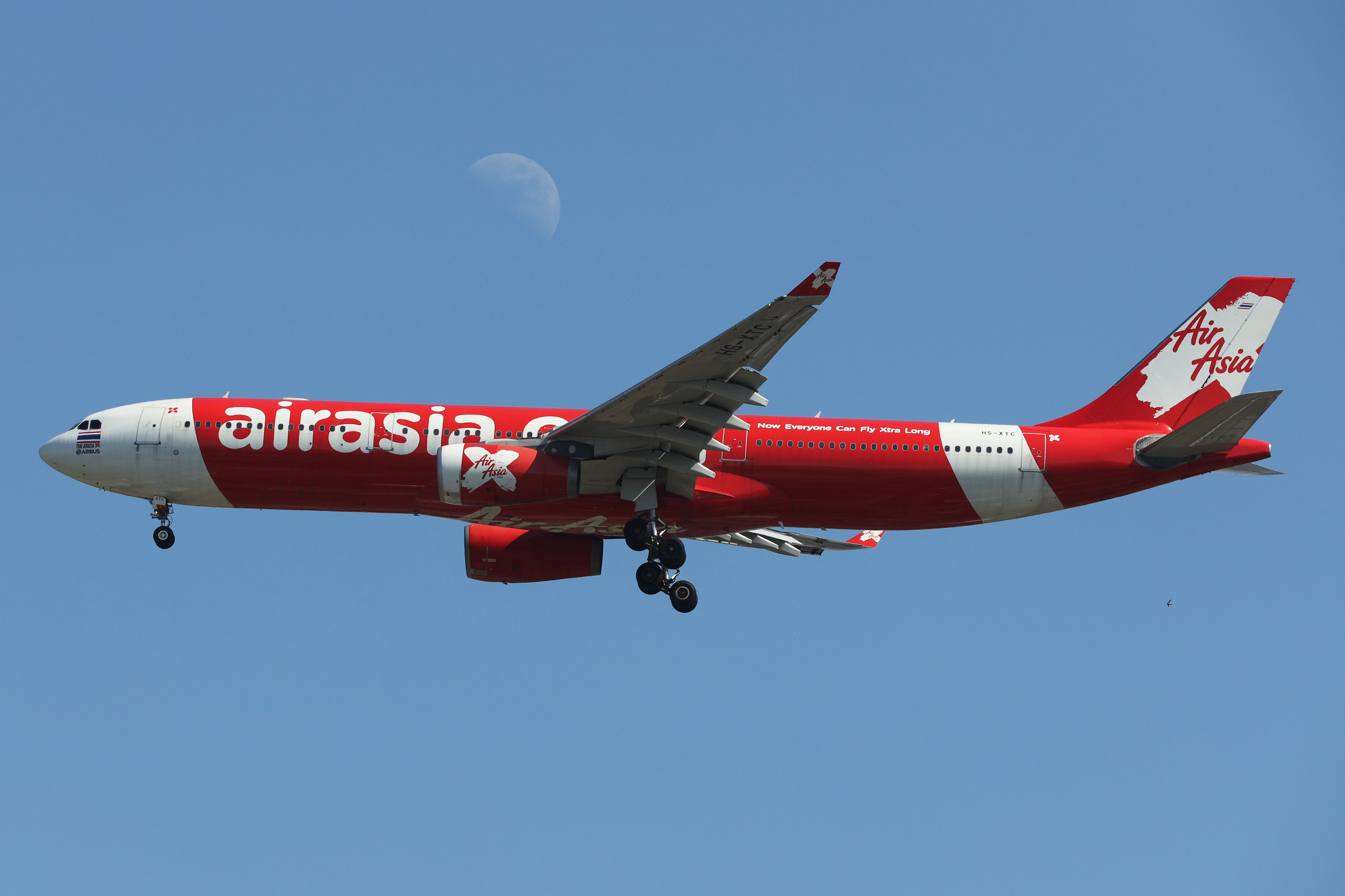 Thai AirAsia X Airbus A330 Landing In Bangkok