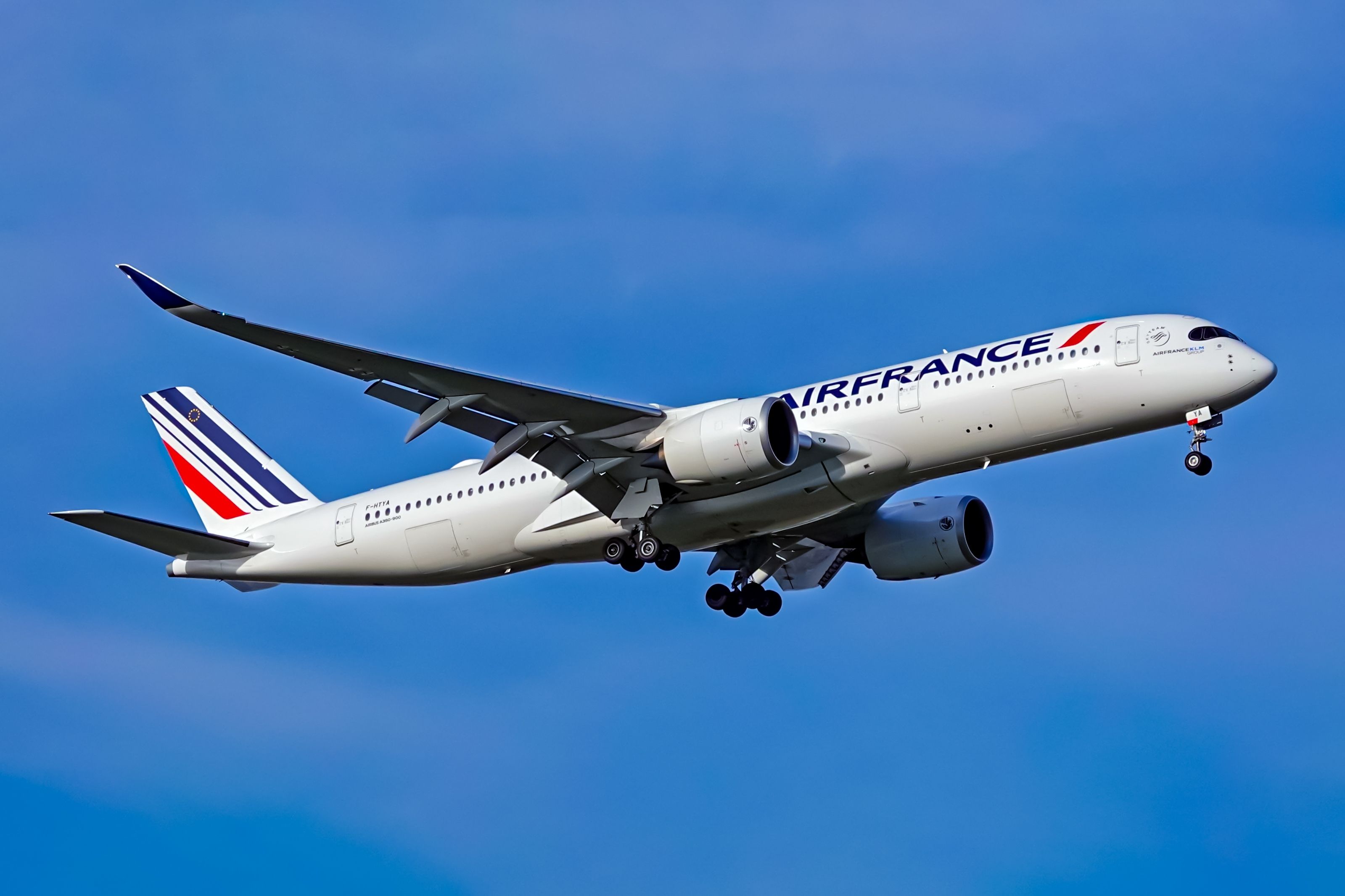 Air France Airbus A350 Landing In Los Angeles