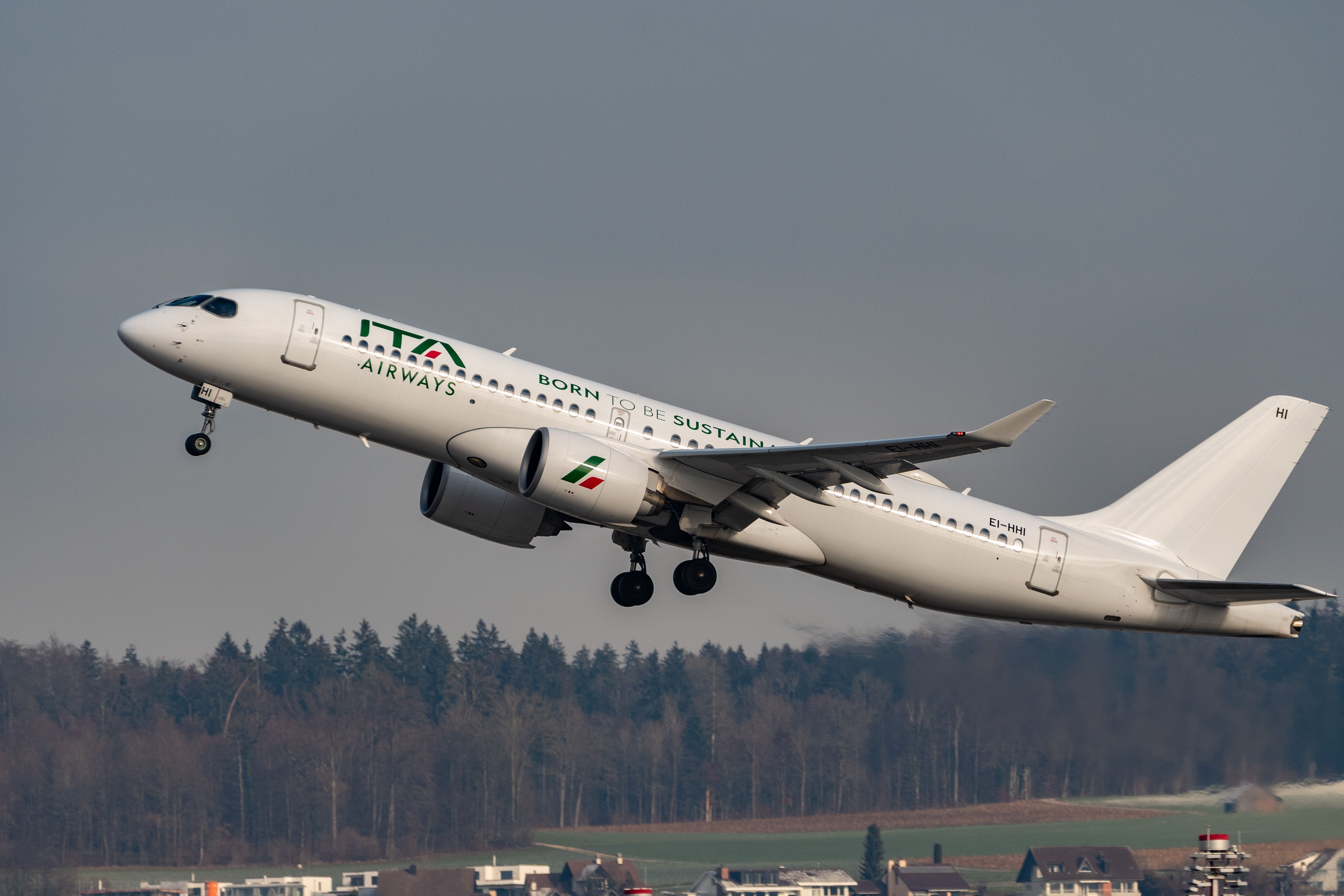 ITA Airways Airbus A220 Departing Zurich