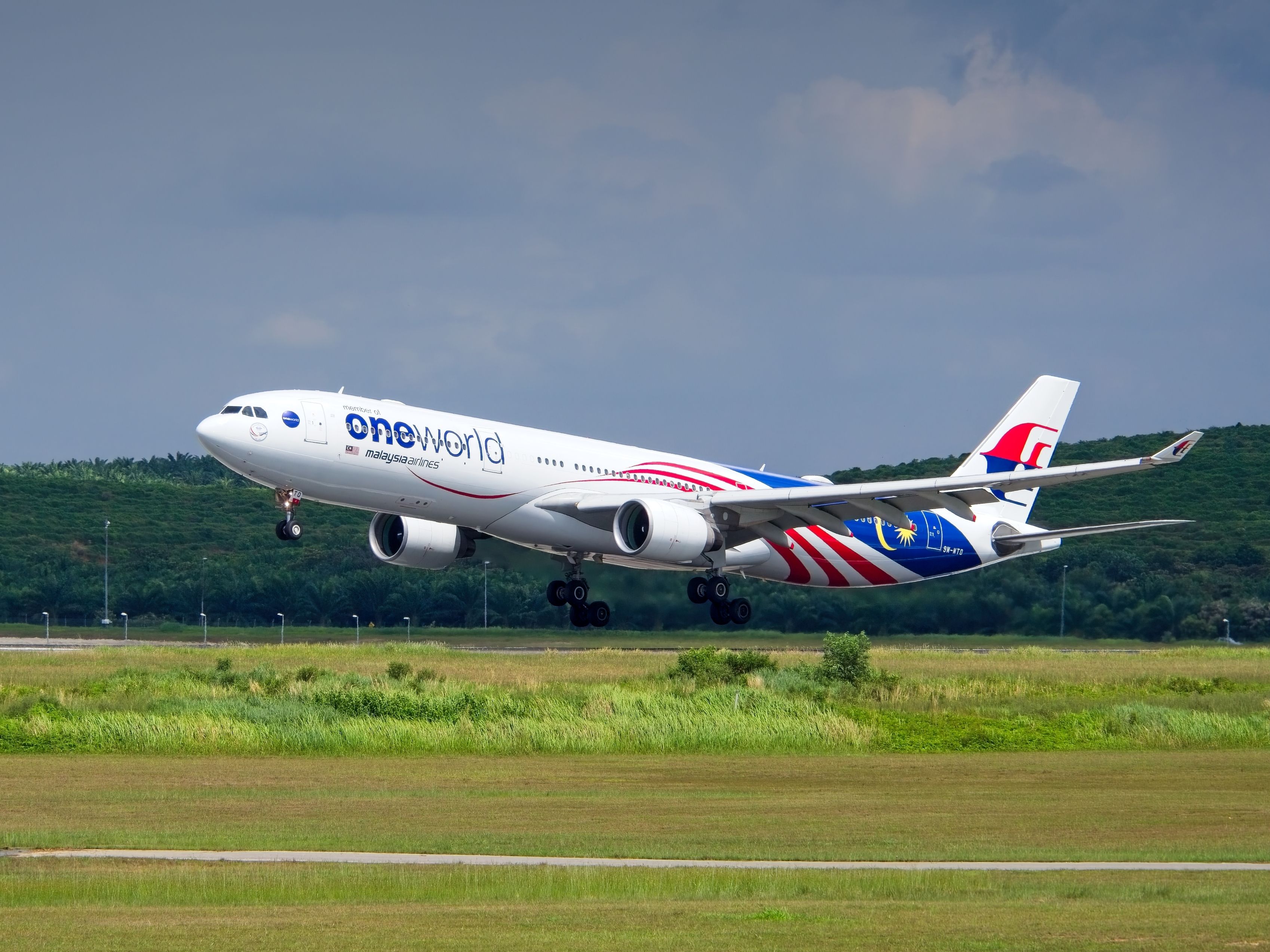 Malaysia Airlines Airbus A330 Landing In Kuala Lumpur