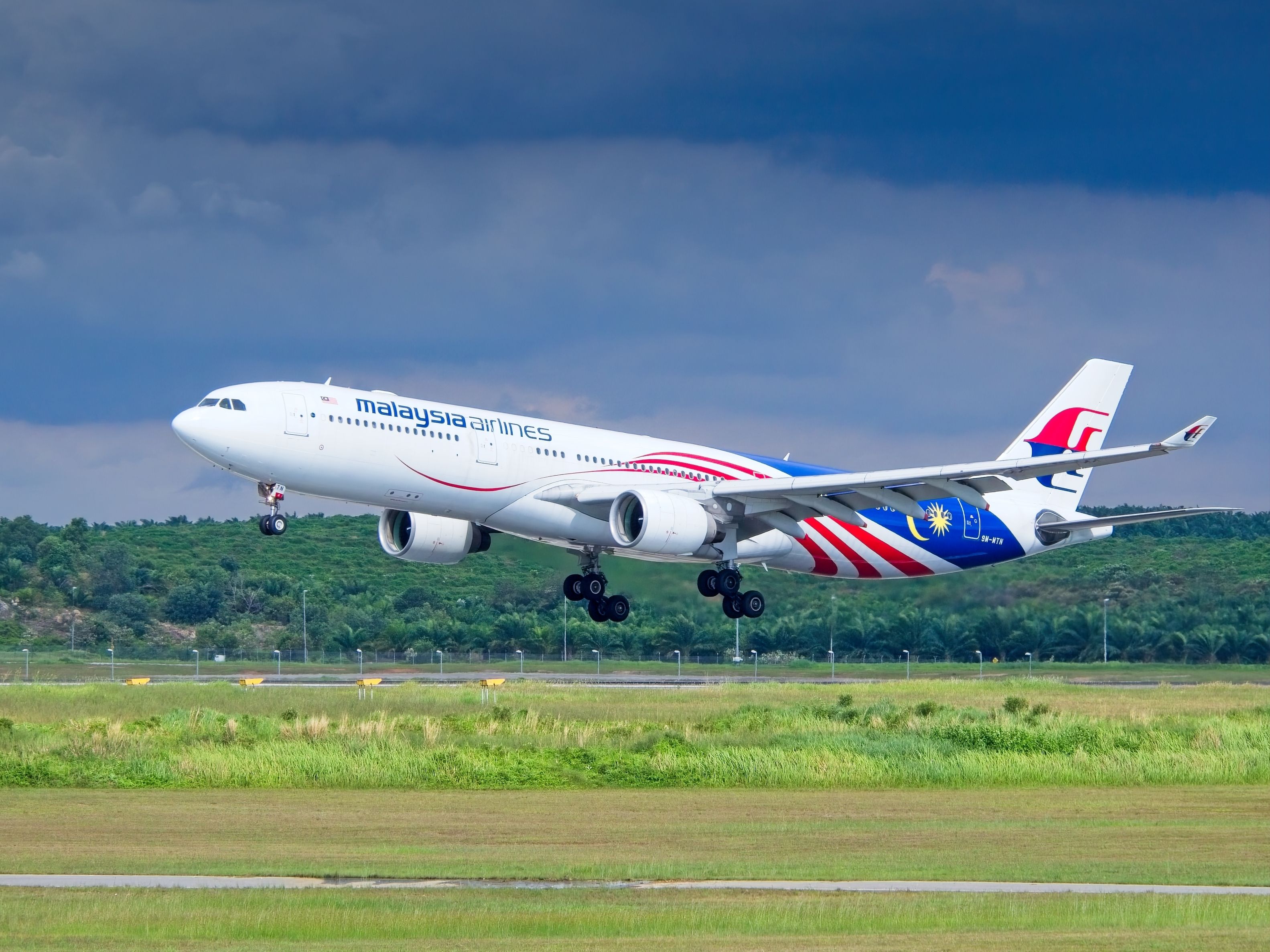 Malaysia Airlines Airbus A330 Landing In Kuala Lumpur