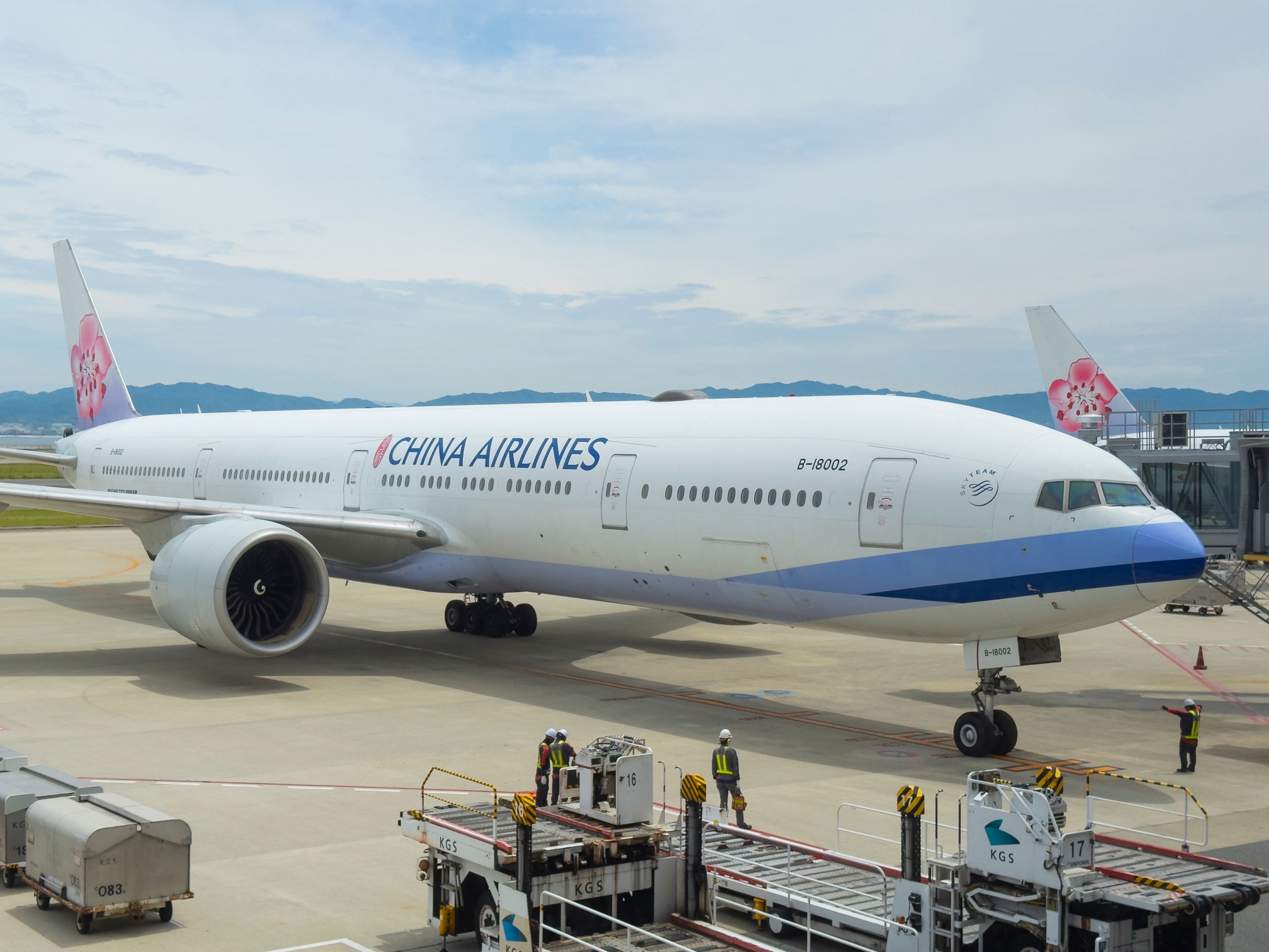 China Airlines Boeing 777 In Osaka