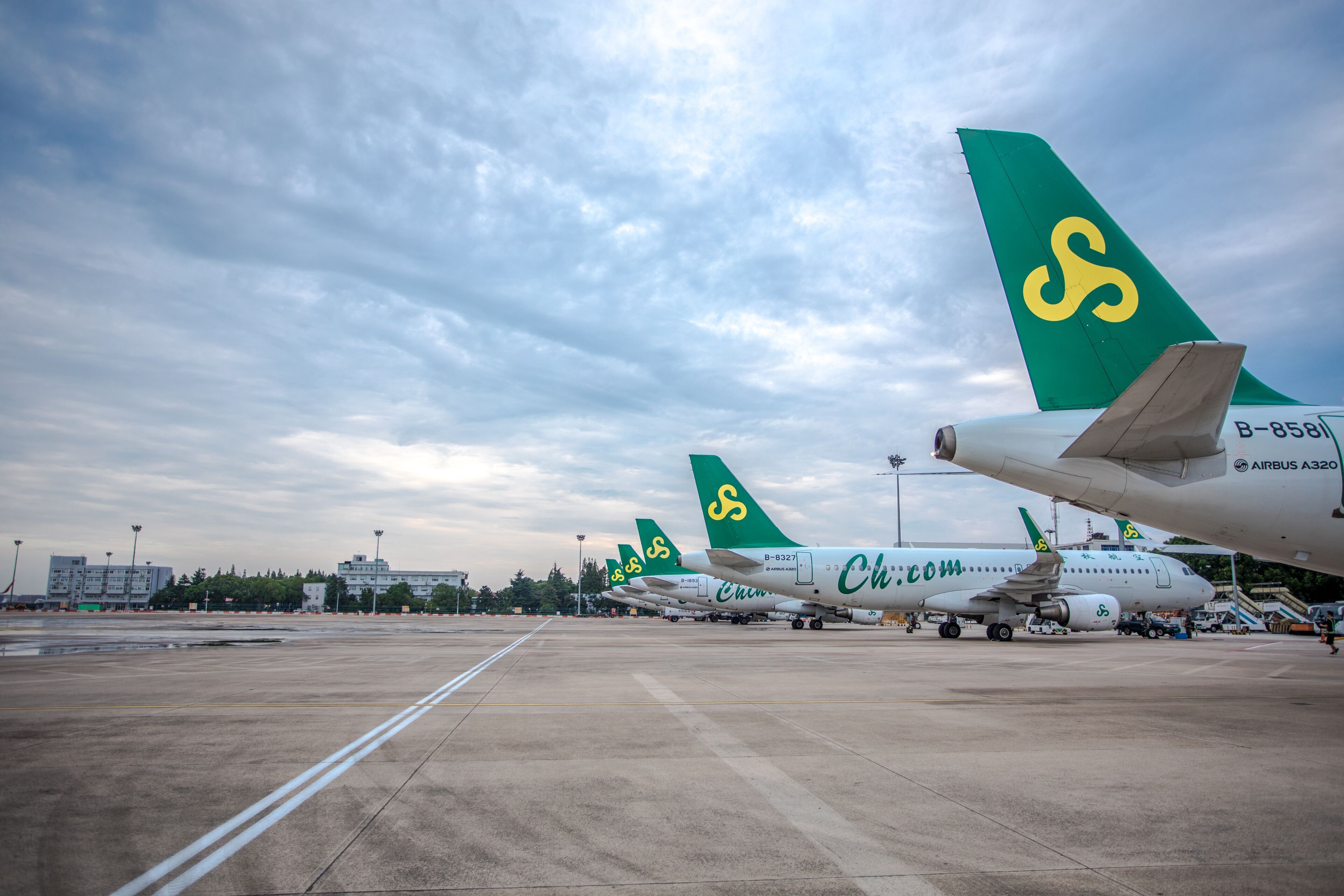 spring airlines fleet