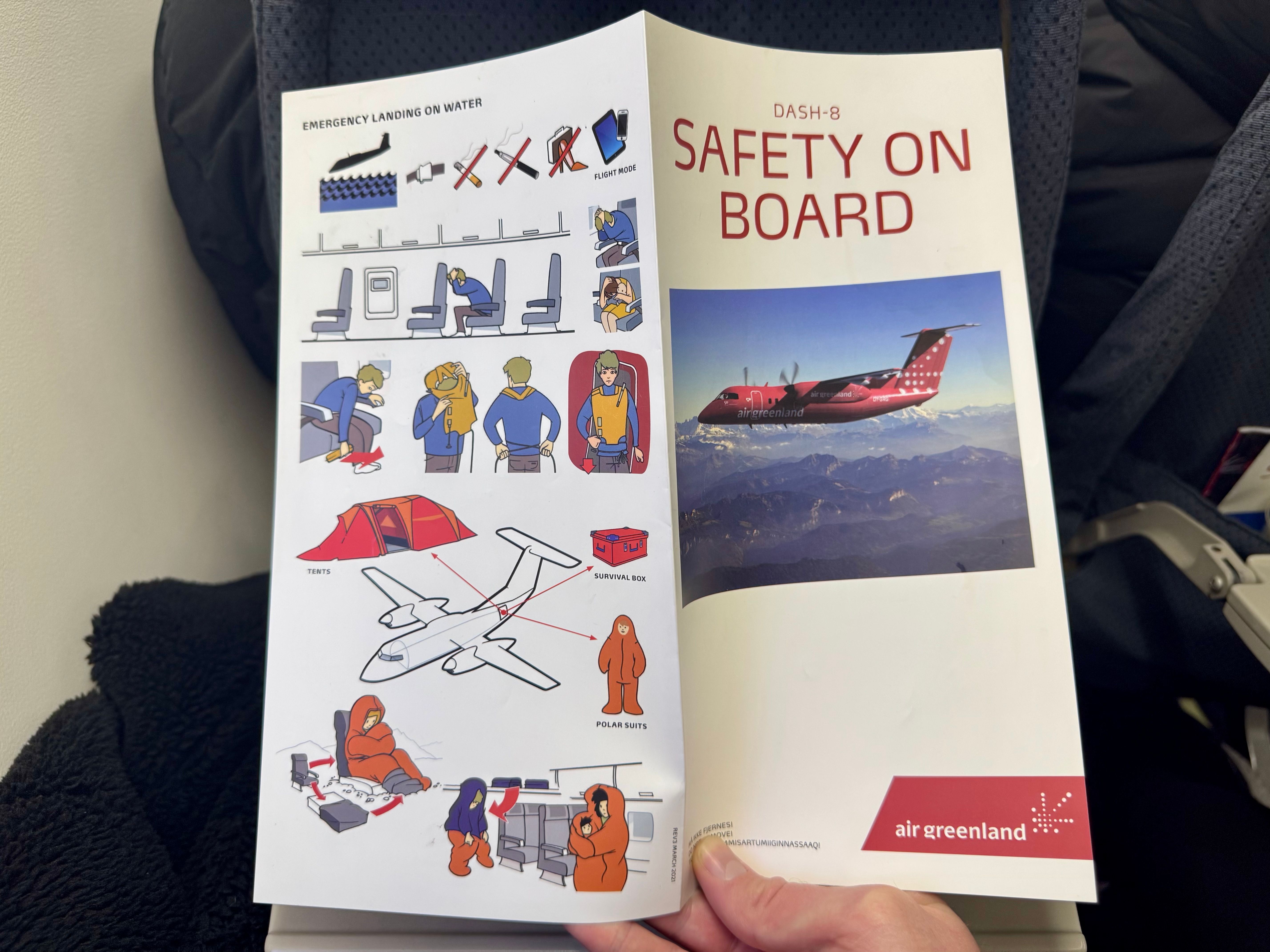 格陵蘭航空 Dash 8 的安全卡