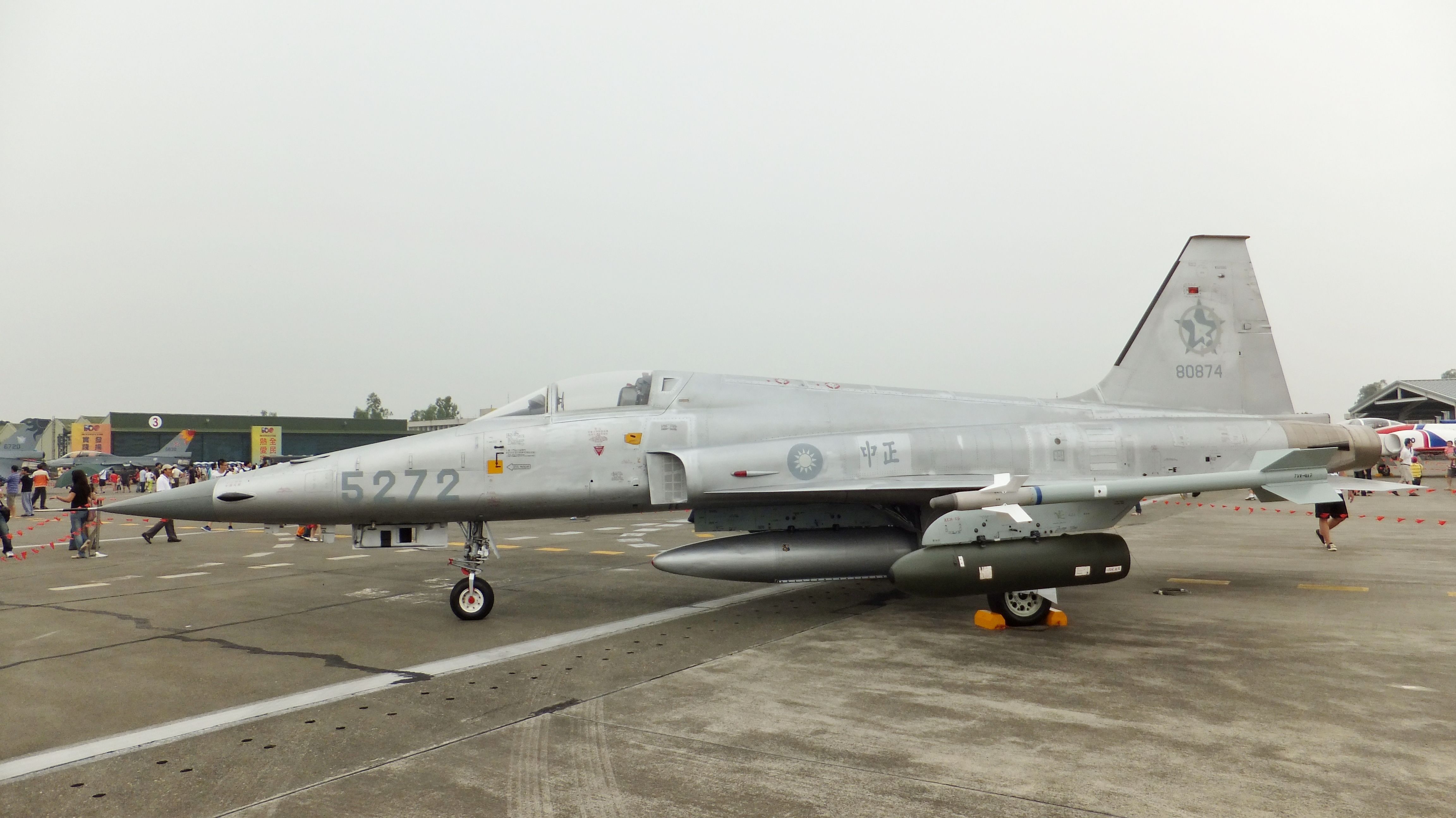   維基 ROCAF_F-5E_in_Gangshan_Air_Force_Base_20111015
