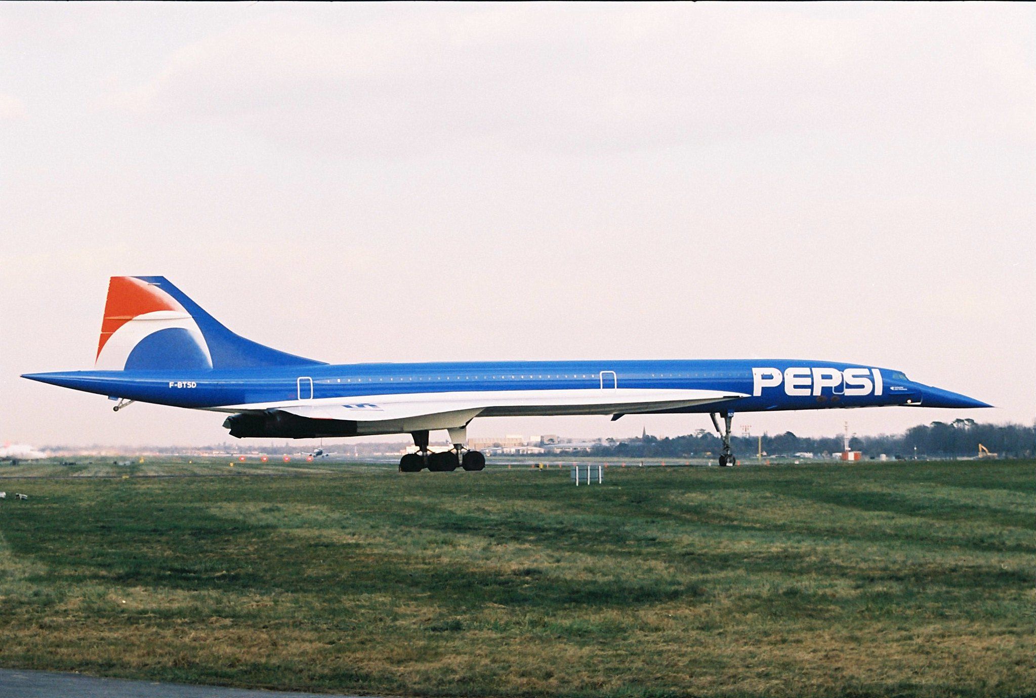 Concorde百事可樂制服