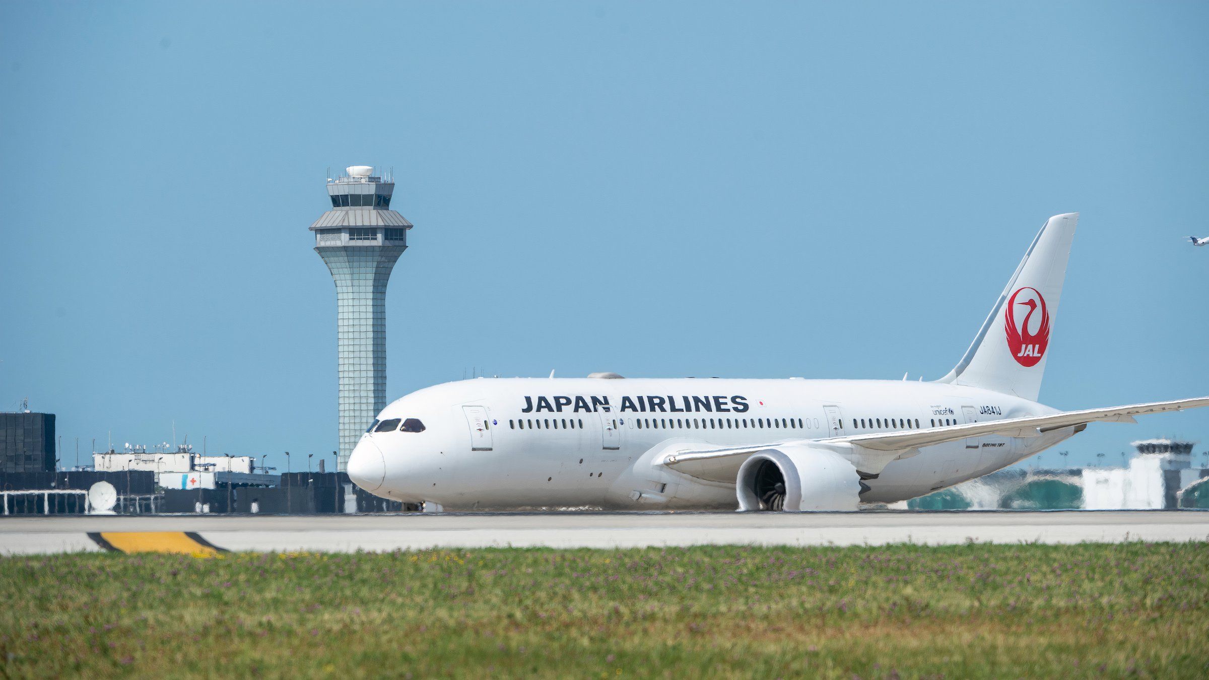 Japan Airlines To Resume TokyoChicago Flights & Increase West Coast