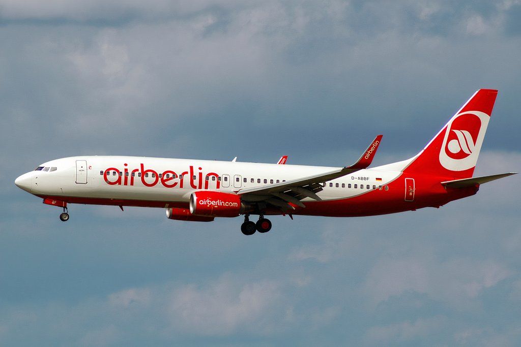 AirBerlin_B737-800_D-ABBF