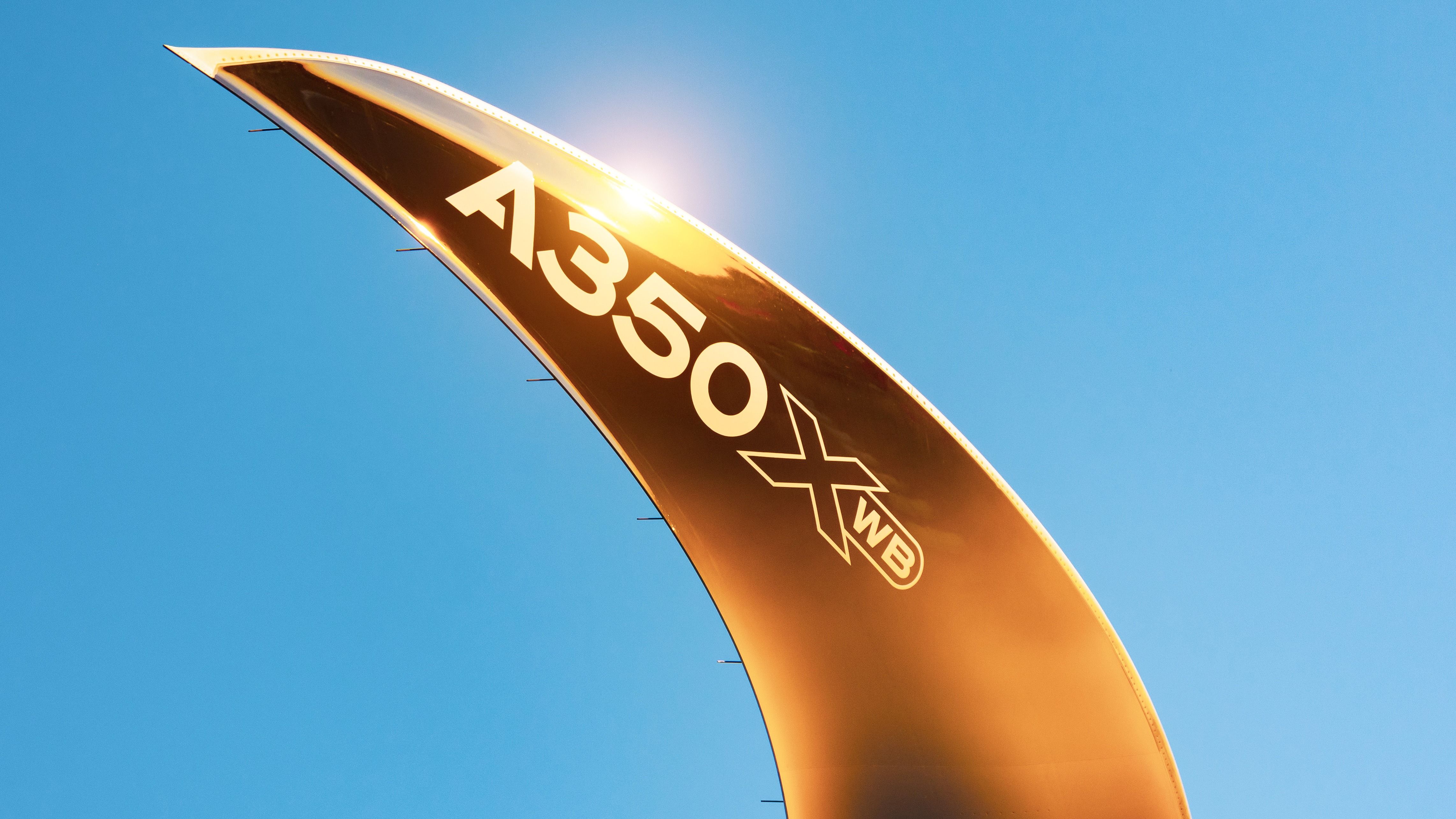 Airbus A350-900 winglet shutterstock_1494855611-1