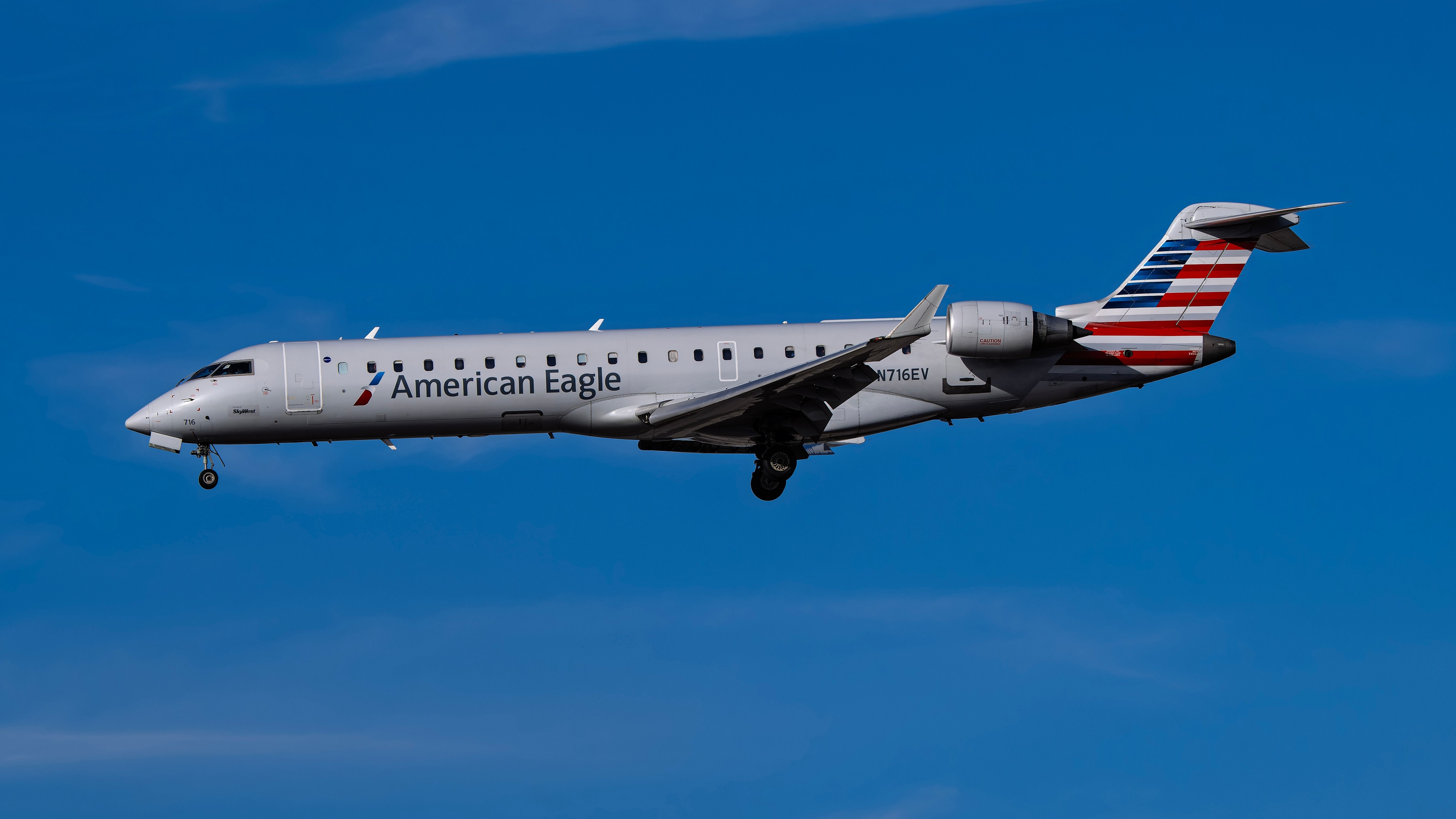 American Eagle Flight 5342 Crash Raises Questions Of Congestion In DC ...