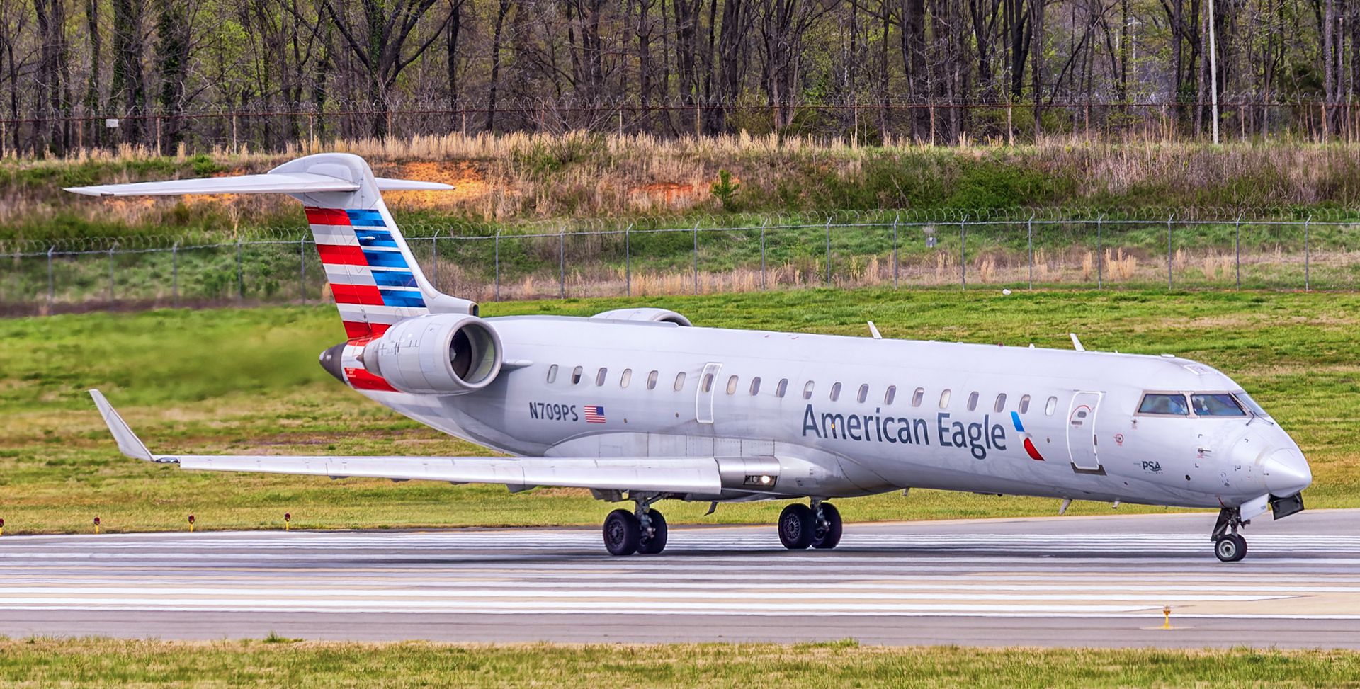 New Videos Of American Airlines Flight 5342 And Black Hawk Impact Over