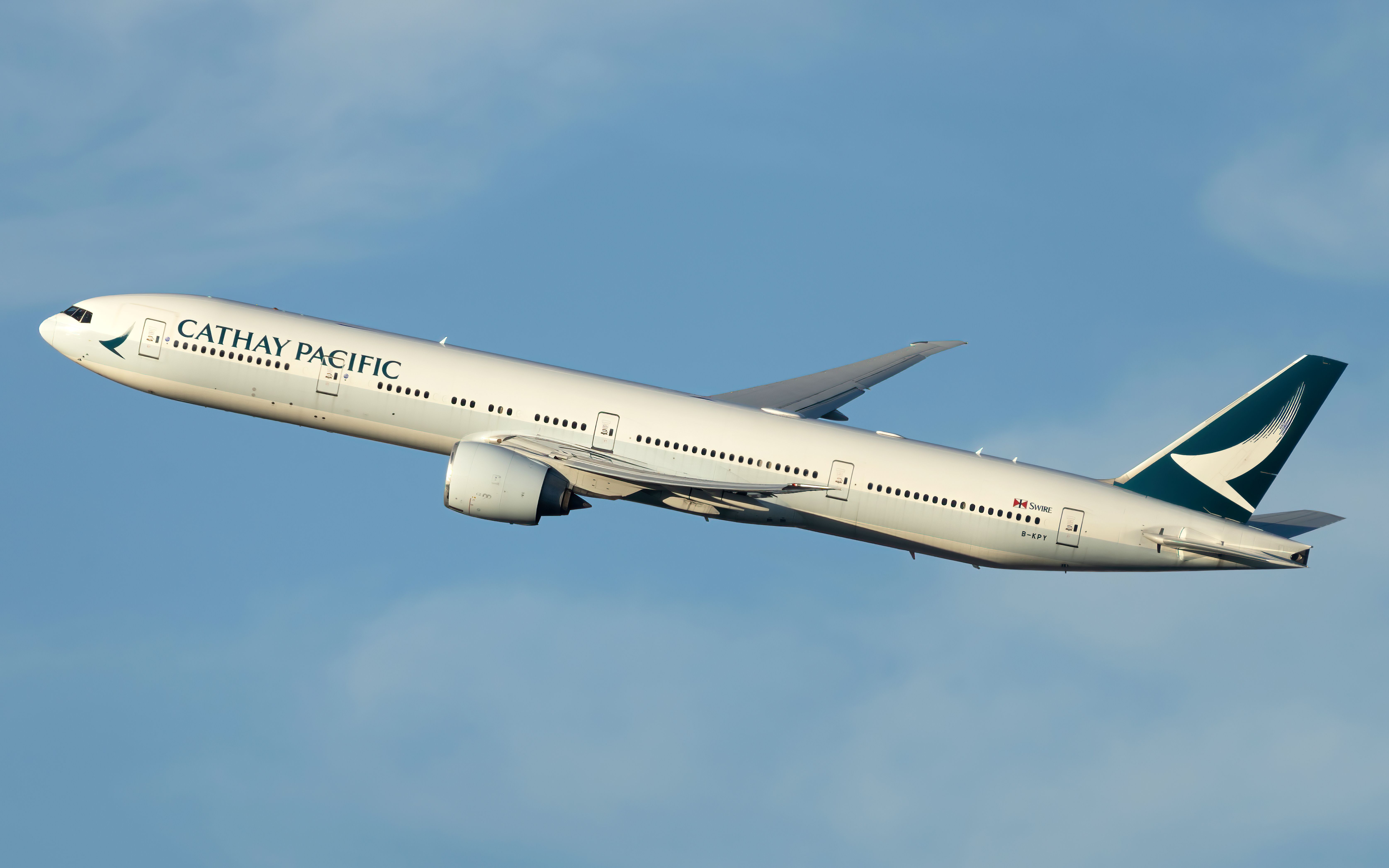 B-KPY Cathay Pacific Boeing 777-367(ER) (3)