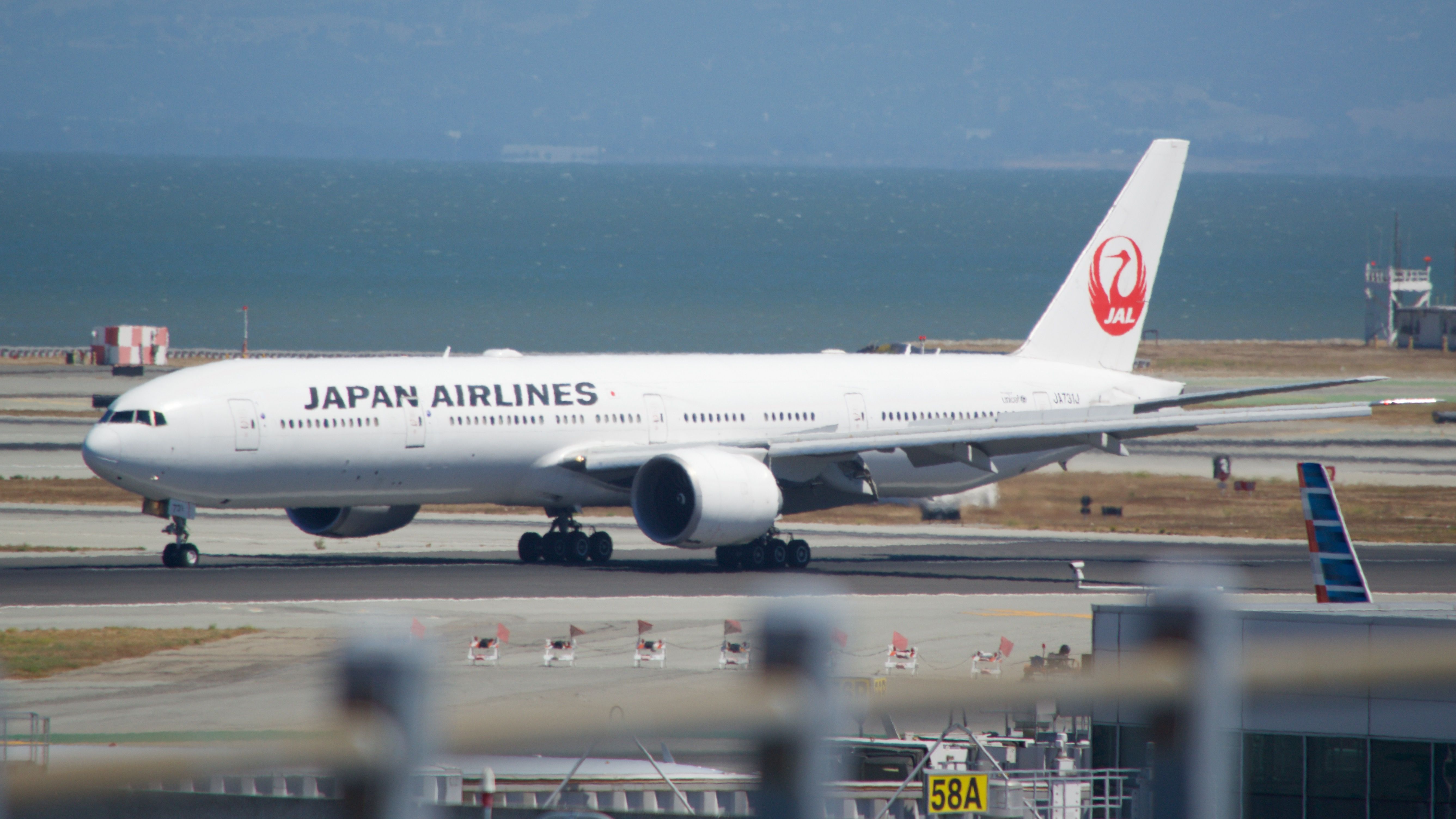 Phoenix B777-300 JAL one world UNICEF 航空機・ヘリコプター