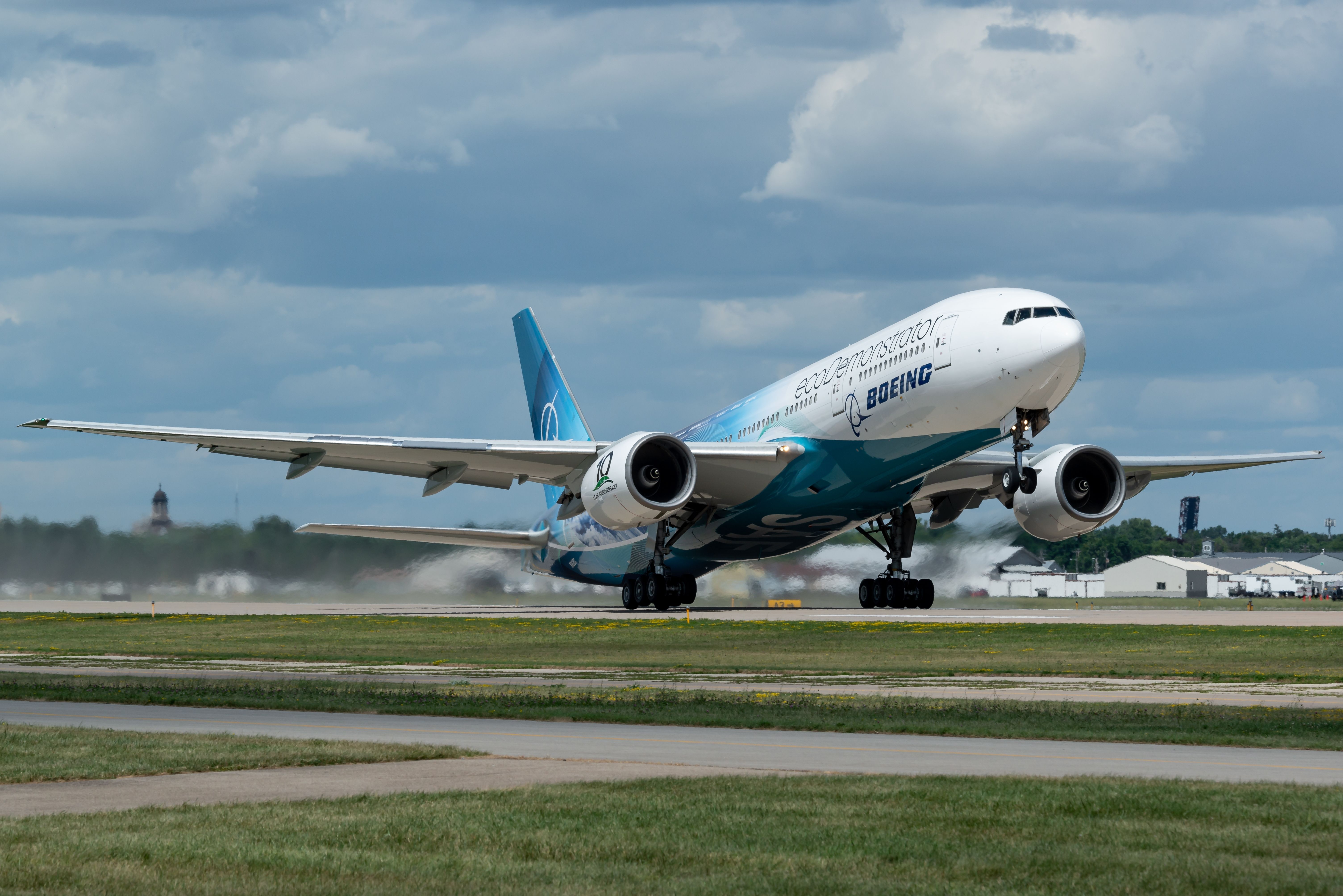 Boeing 777-200ER ecodemonstrator departing shutterstock_2240835299