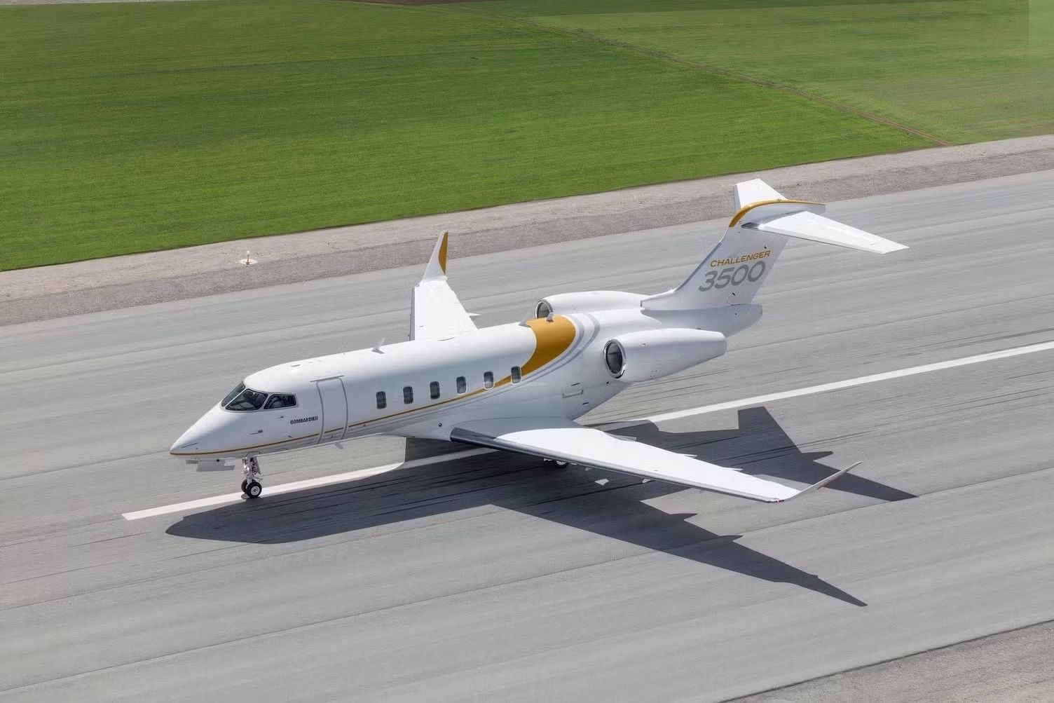 Bombardier Delivers Its 1,000 Super-Midsize Business Jet