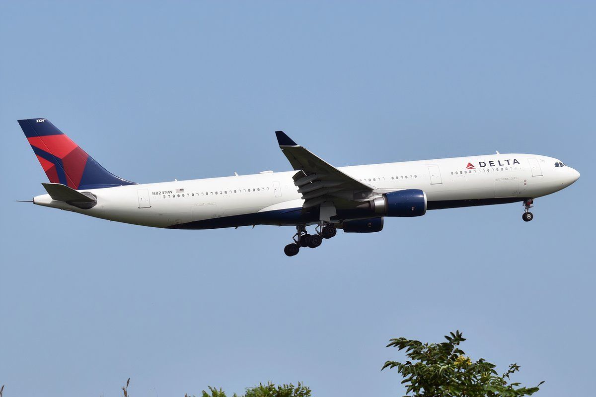 Delta A330-300