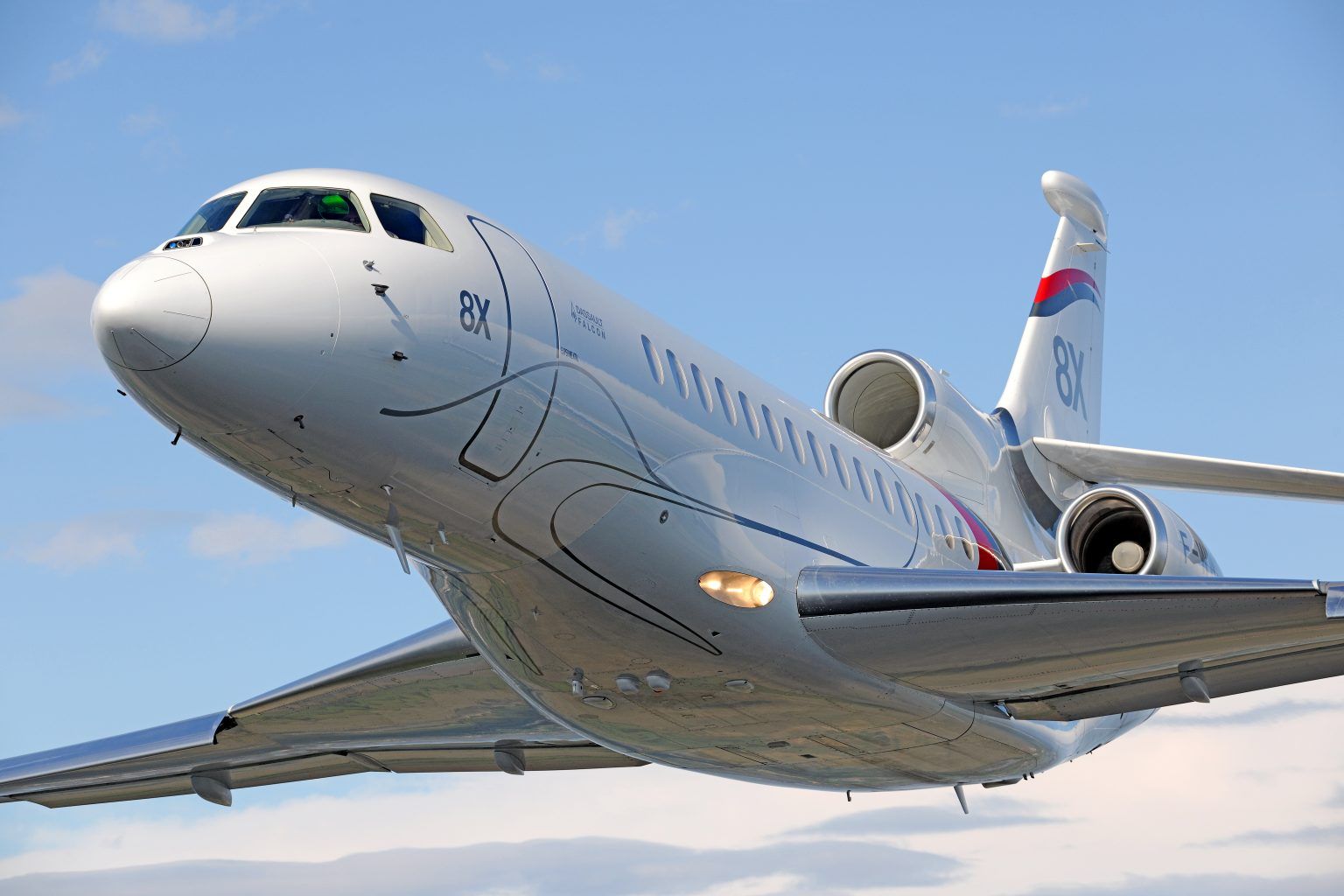falcon8x_bg_214_202302-1536x1024