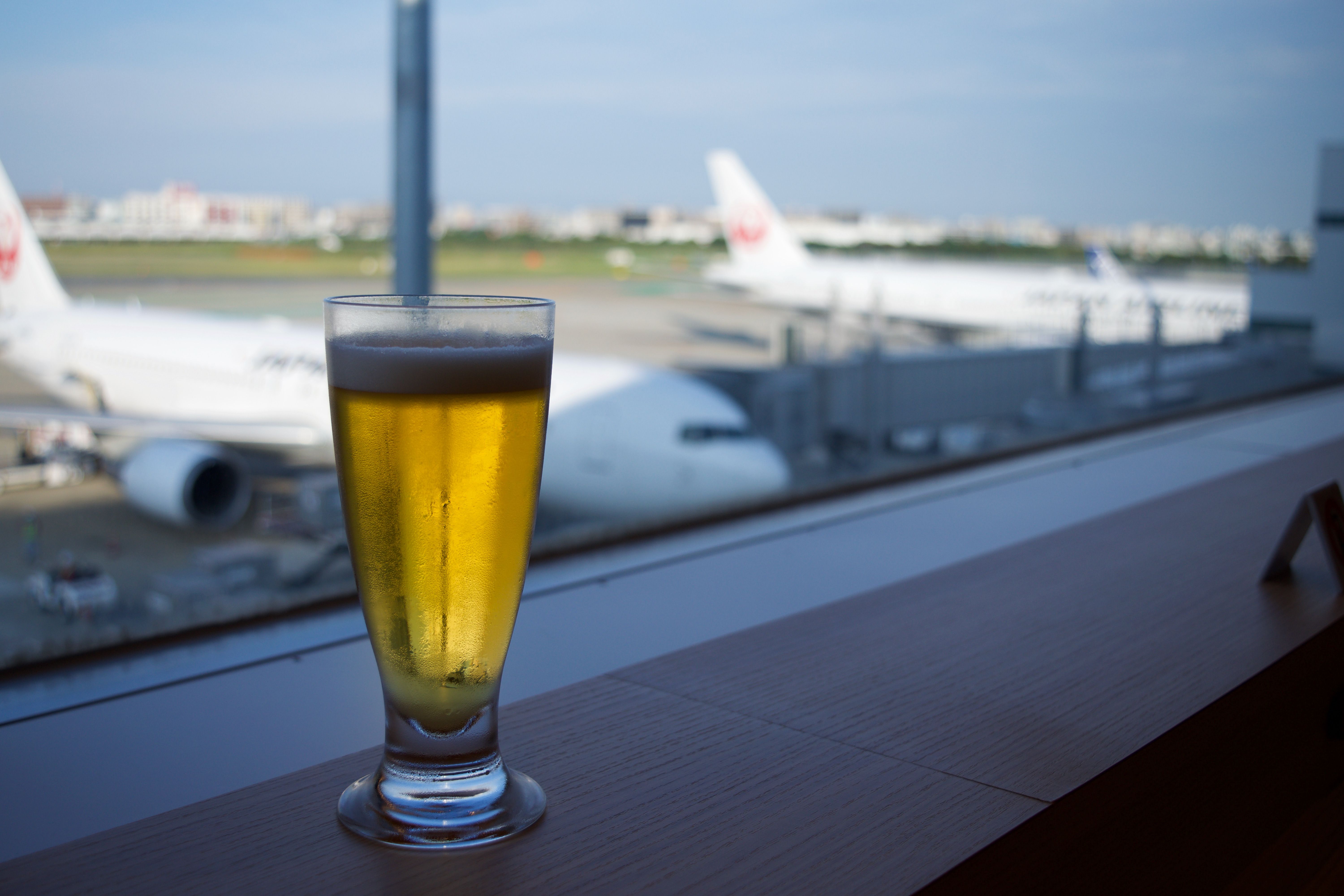 福岡機場休息室的啤酒