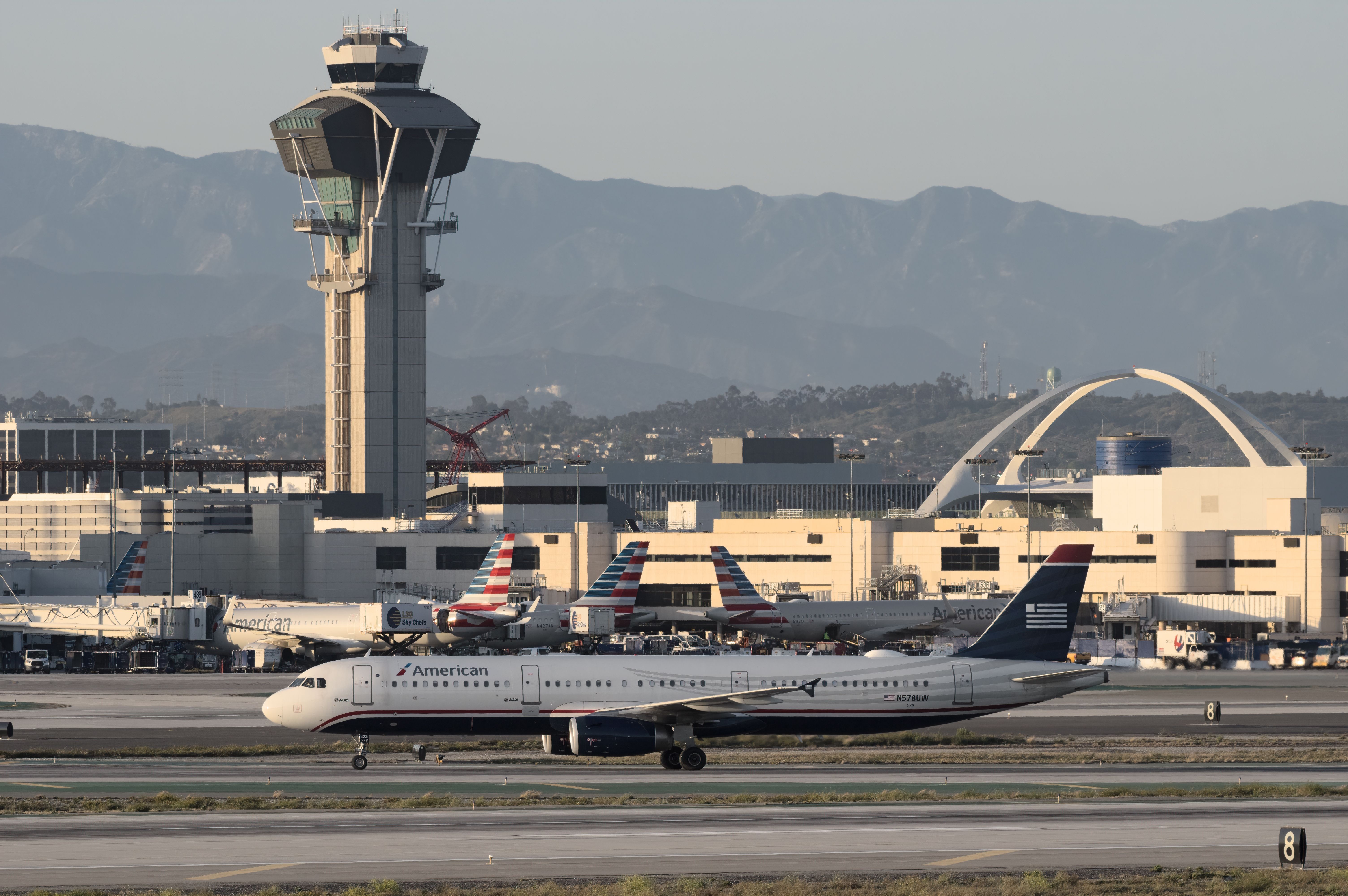 American Airlines Airbus A321 US Airways Retro Livery Taxiing In Los Angeles