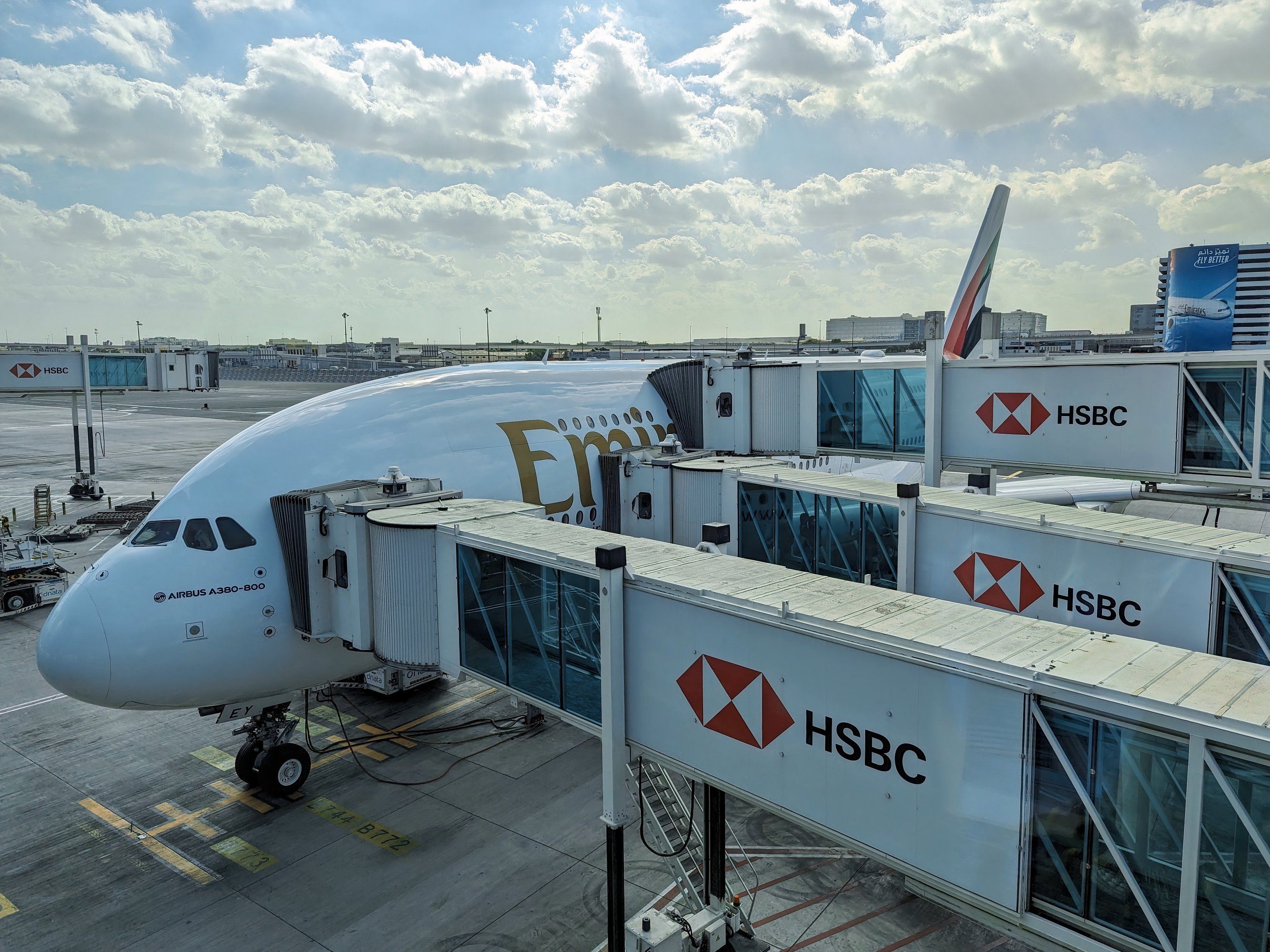A380門shutterstock_2443159801